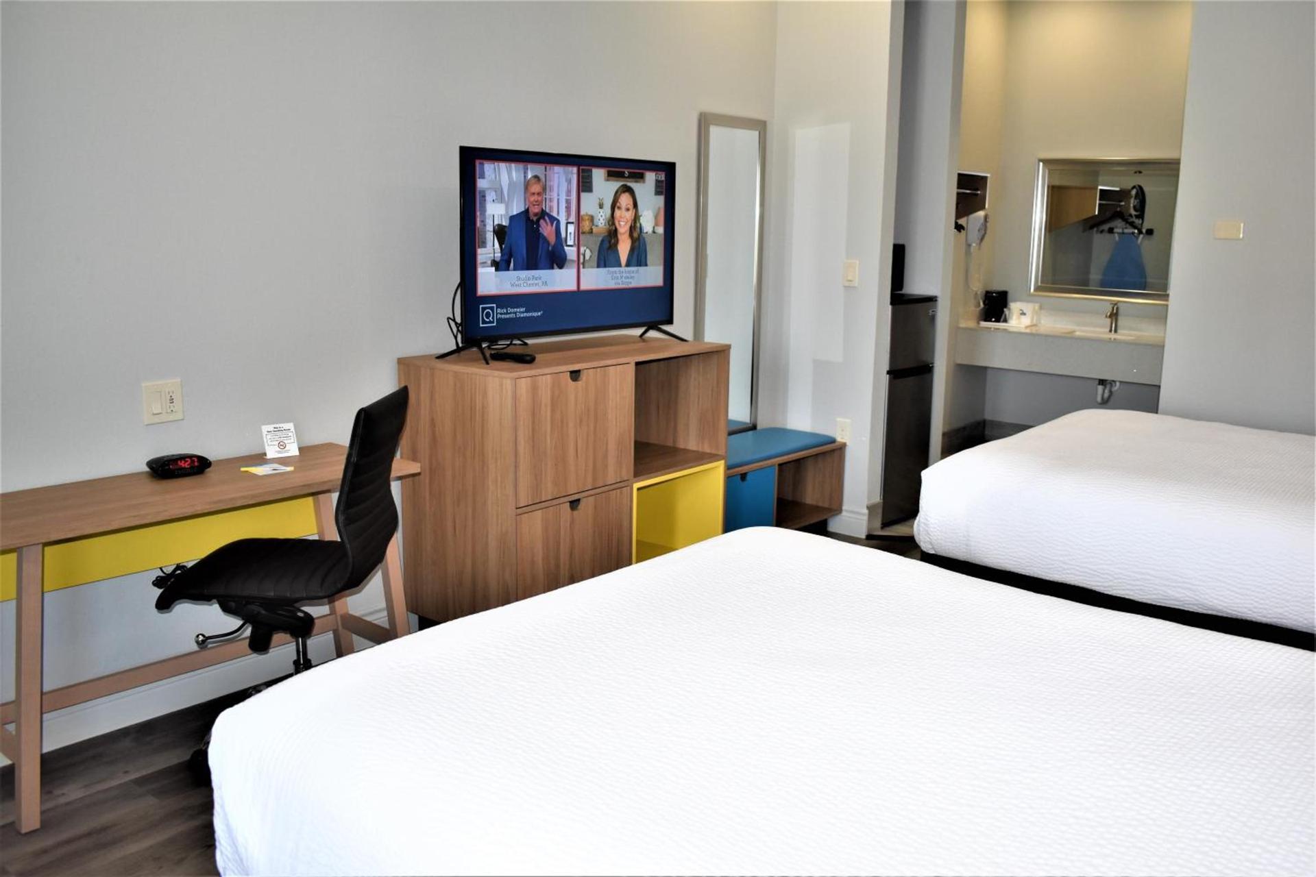 Days Inn & Suites by Wyndham Downtown/University of Houston photo 77