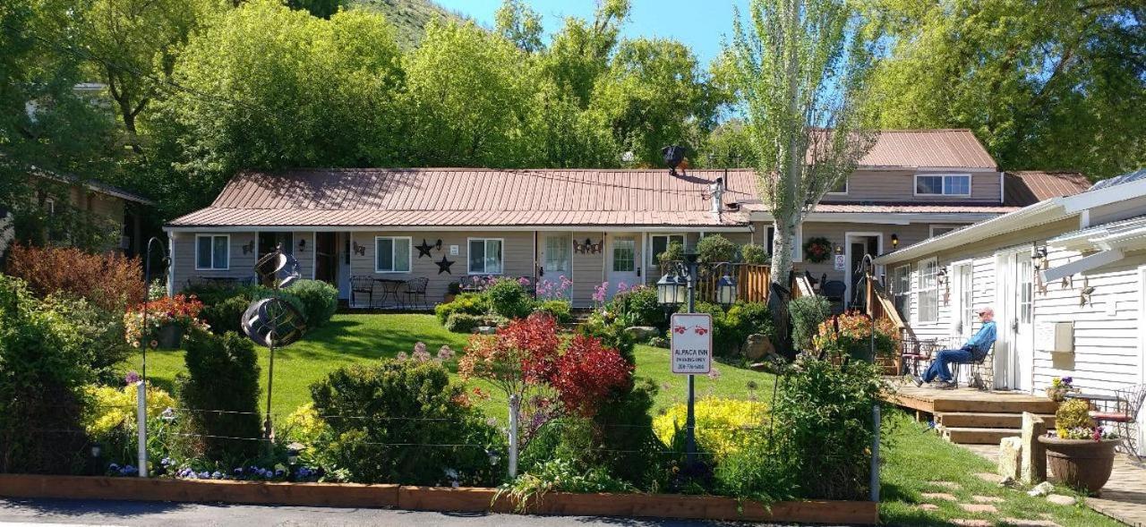 Alpaca Inn, The — hotel in Lava Hot Springs