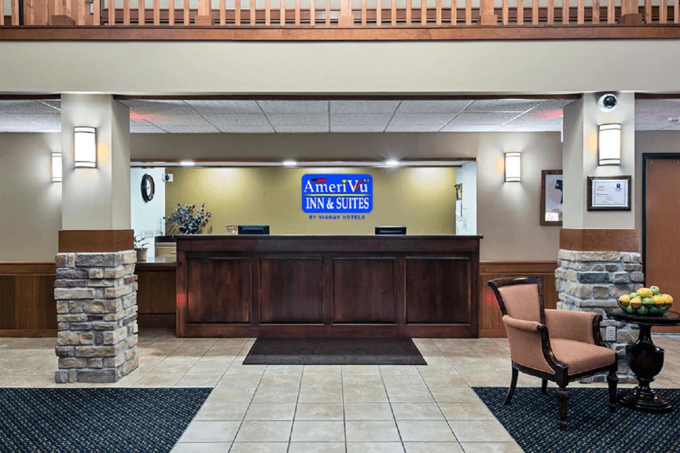AmeriVu Inn and Suites - Waconia photo 2