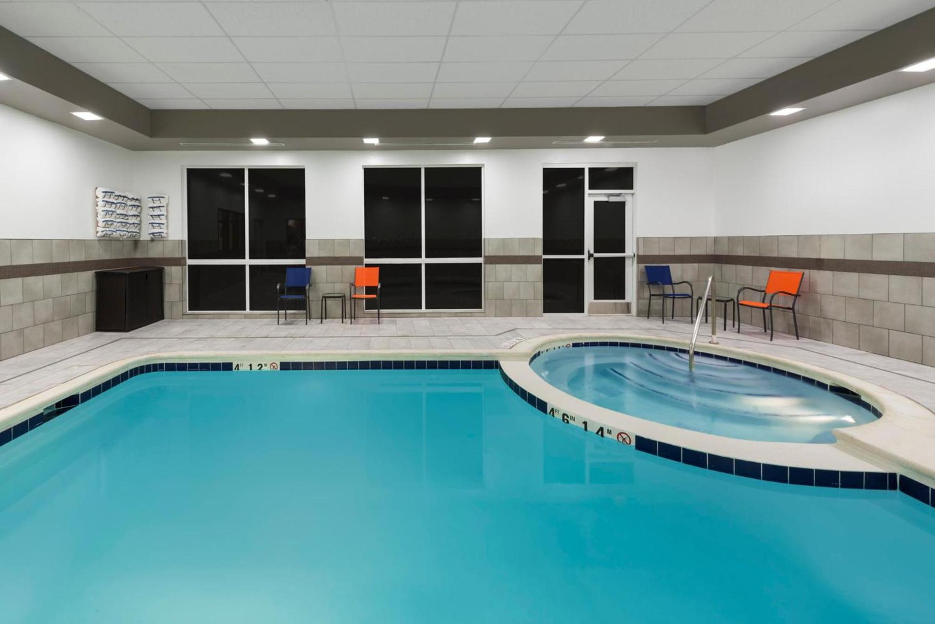 Wingate by Wyndham Loveland Johnstown photo 6