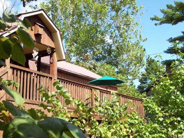The Iris Garden Downtown Cottages and Suites photo 10