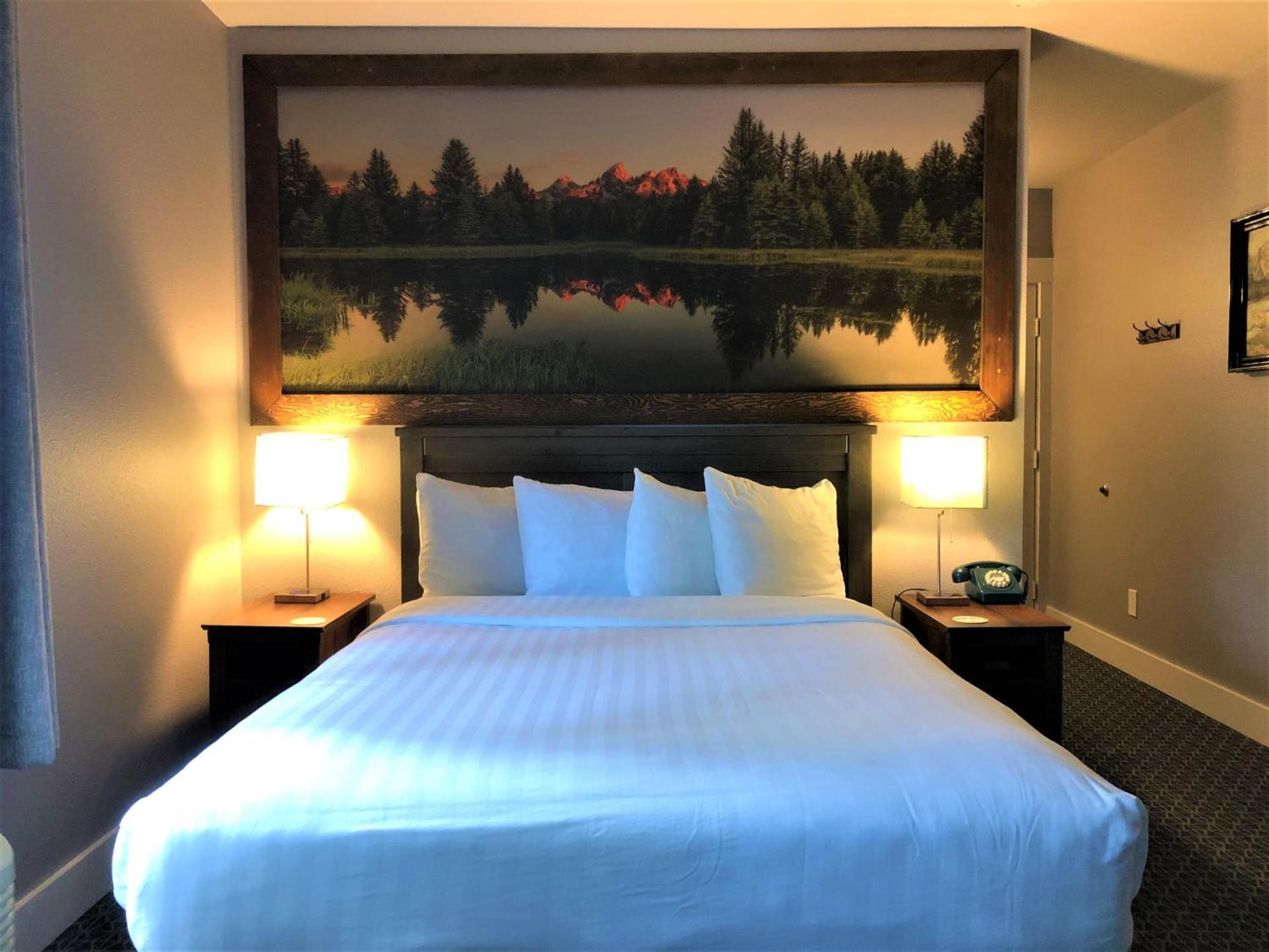 Blue Elk Inn photo 40