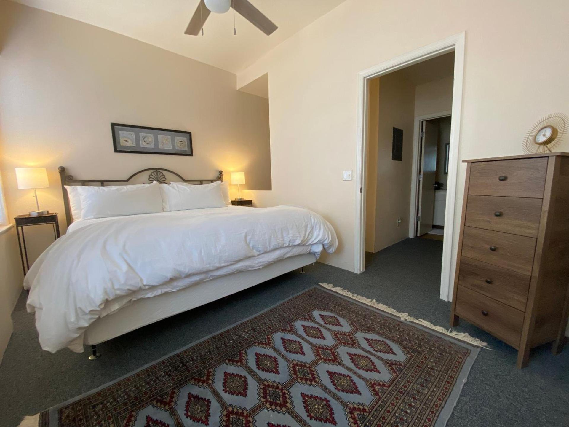 Bisbee Brownstone Suites photo 14