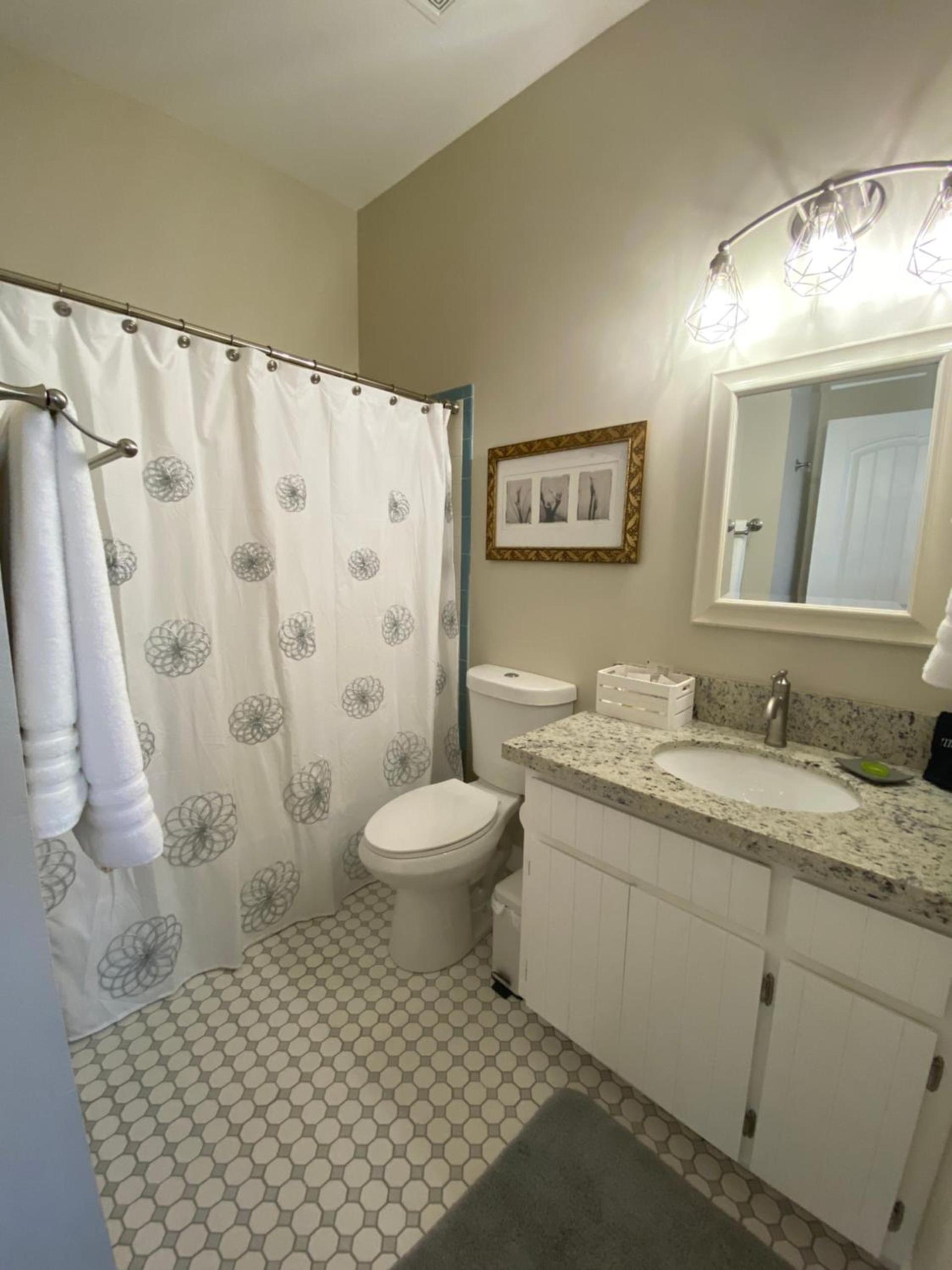 Bisbee Brownstone Suites photo 8