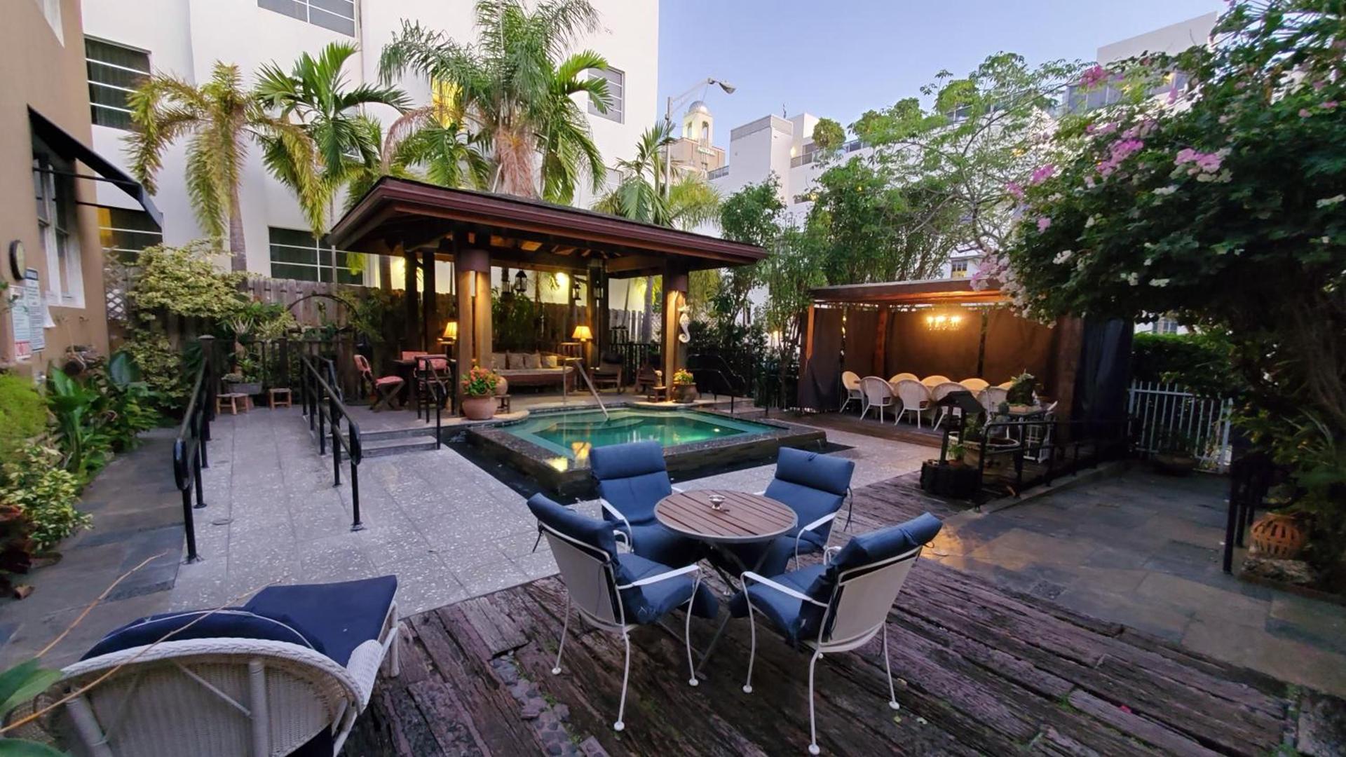 Cadet Hotel photo 4