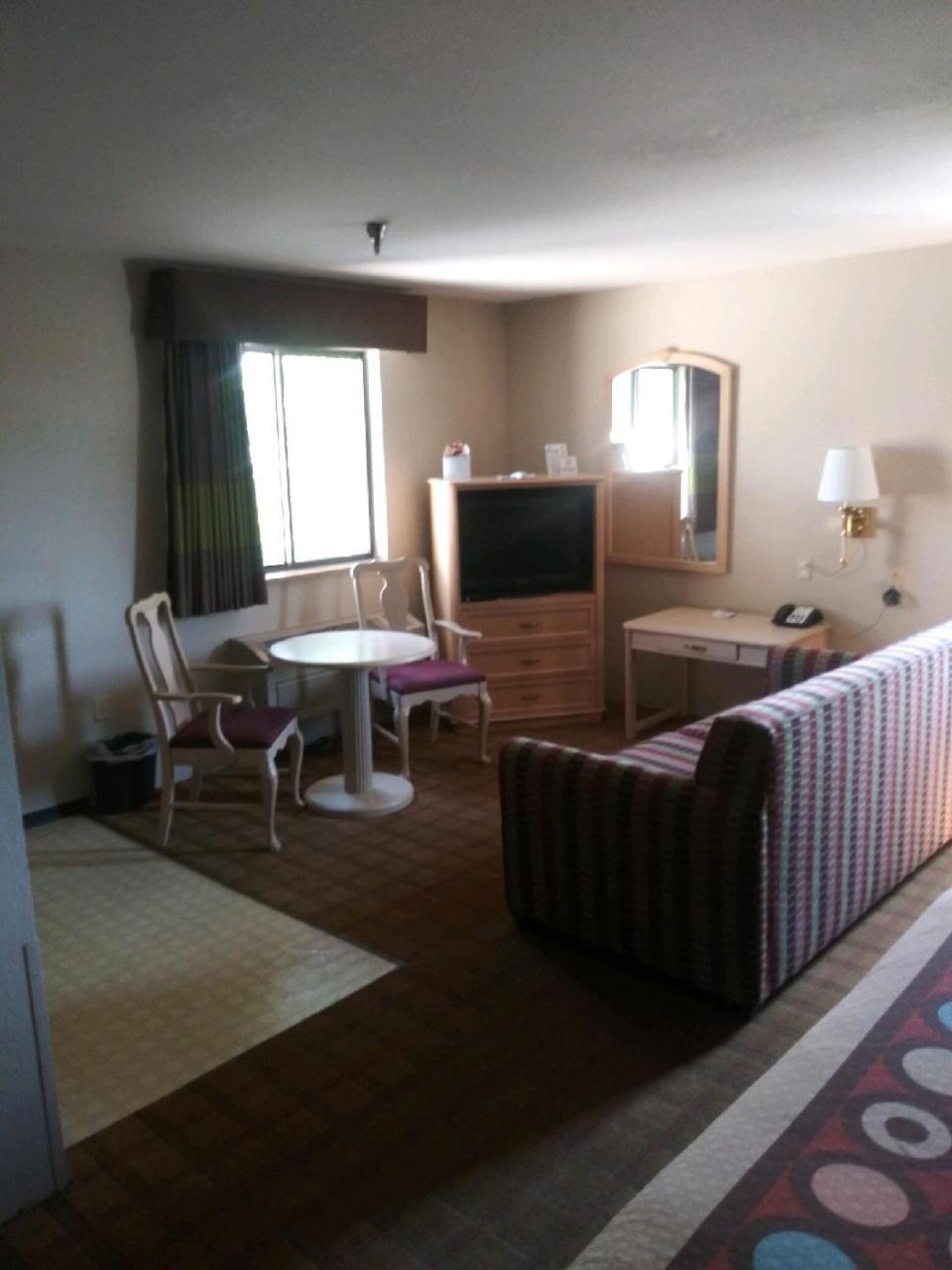 Garner Hotel Albuquerque West by IHG photo 27