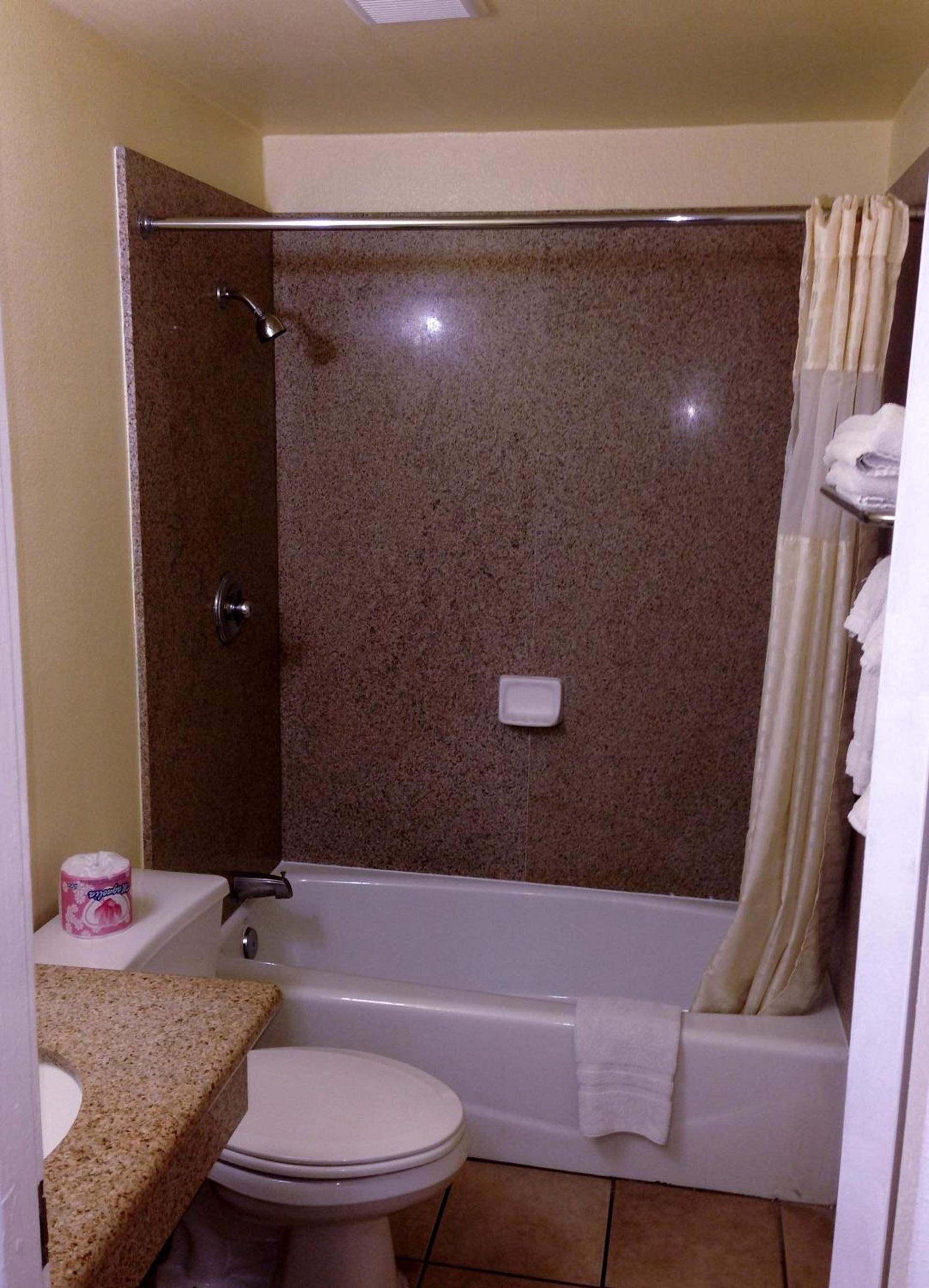 Downtown Motel 7 photo 7