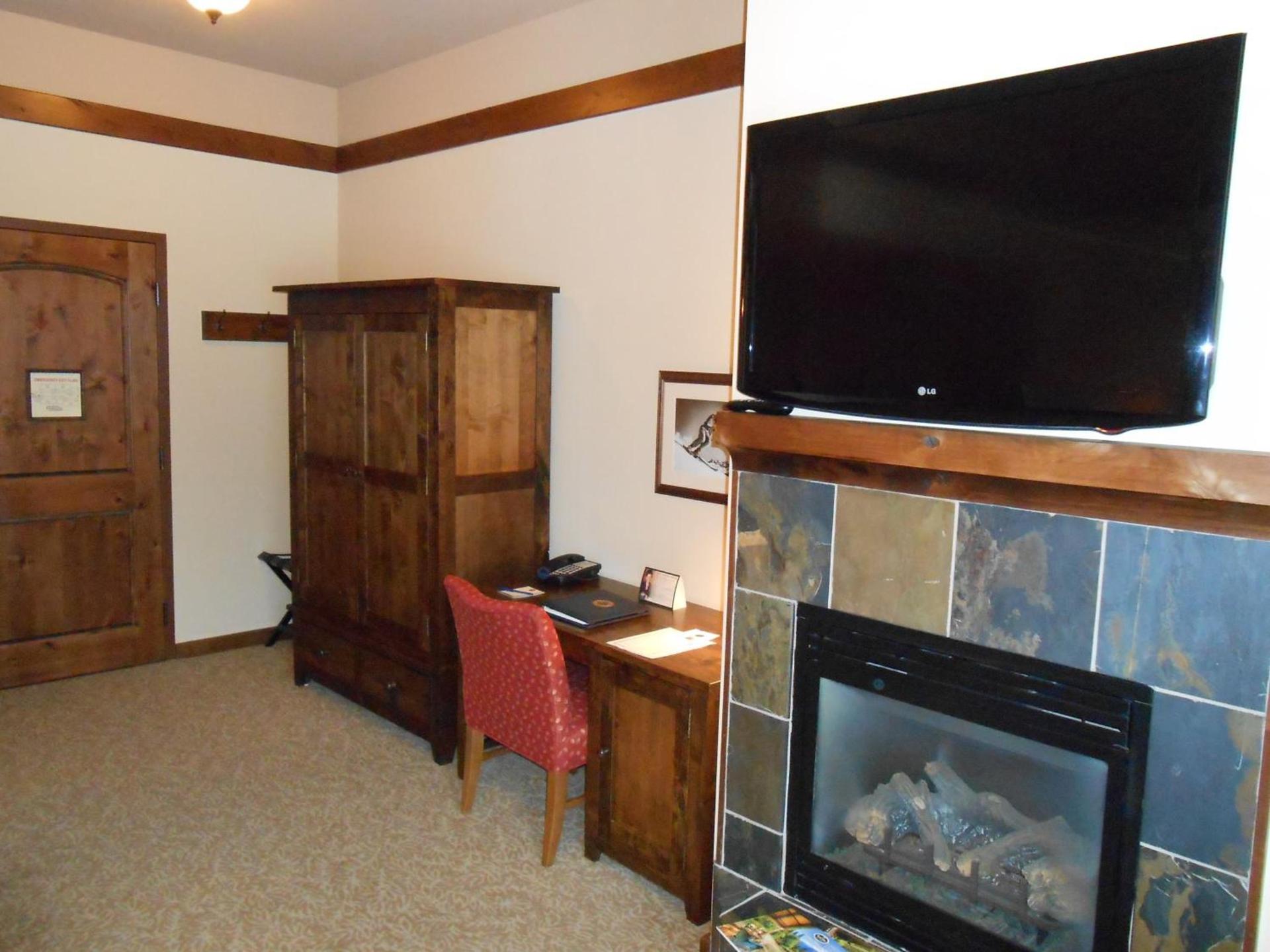 Lodge at Whitefish Lake photo 89