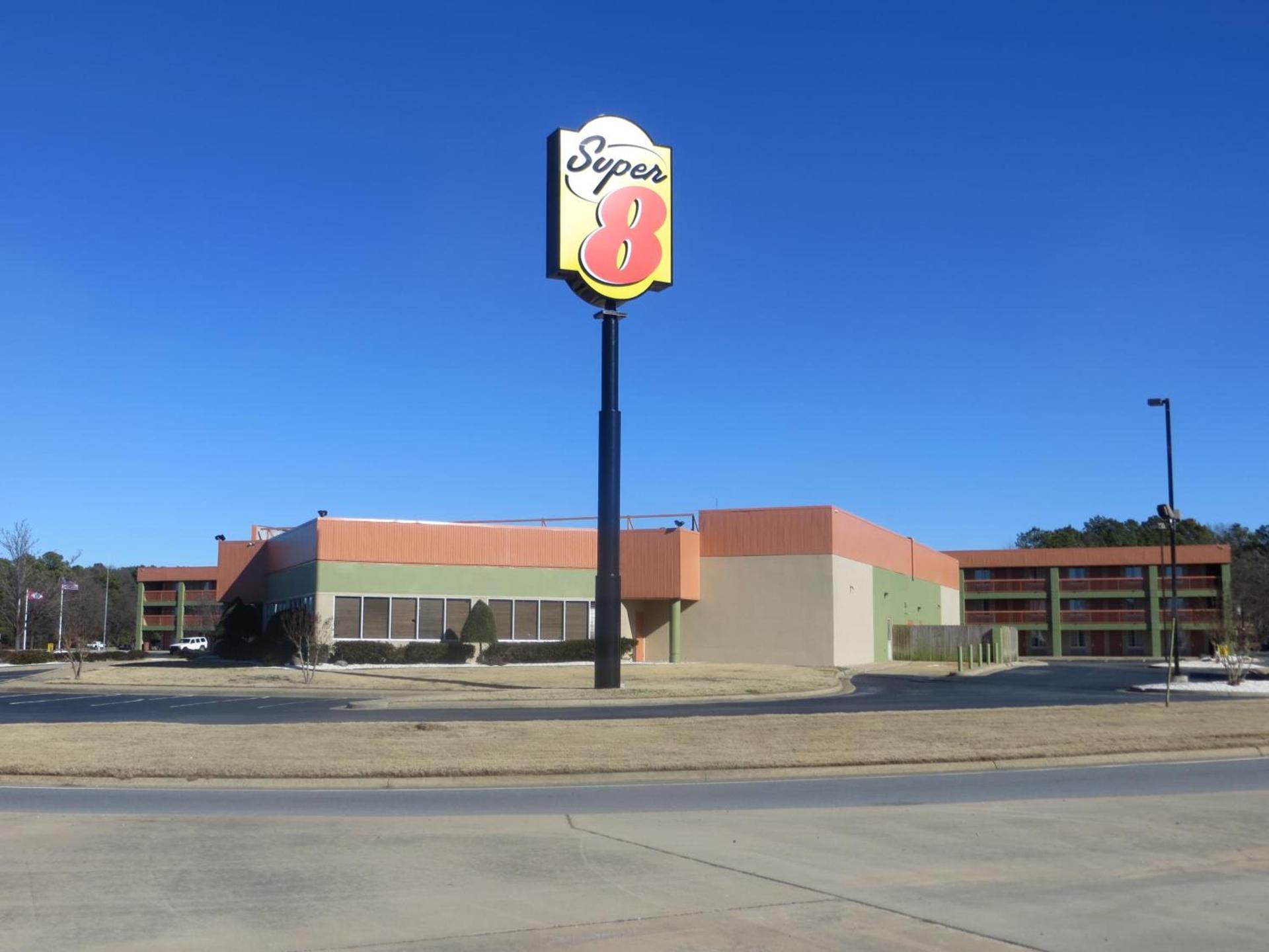 Super 8 by Wyndham Little Rock/Otter Creek photo 22