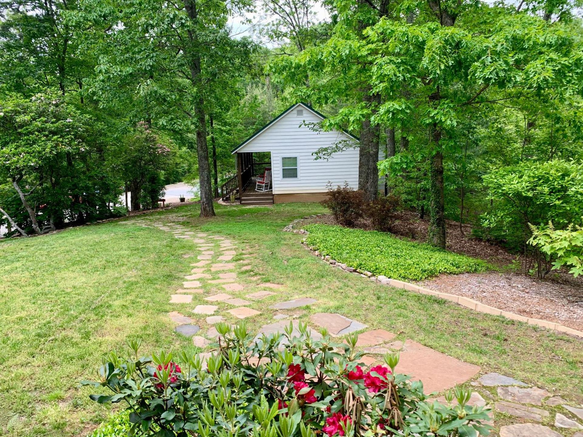 Barefoot Hills photo 22
