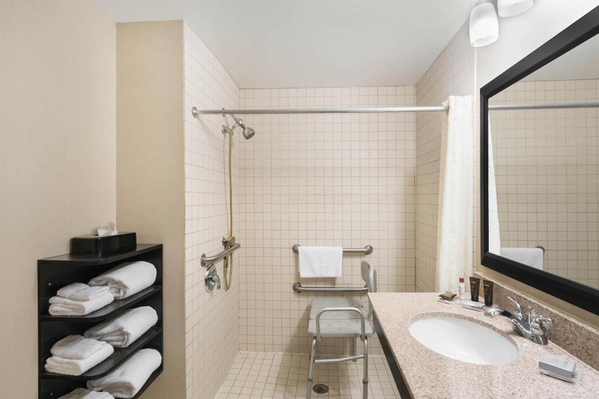 Wingate by Wyndham (Lexington, VA) photo 4