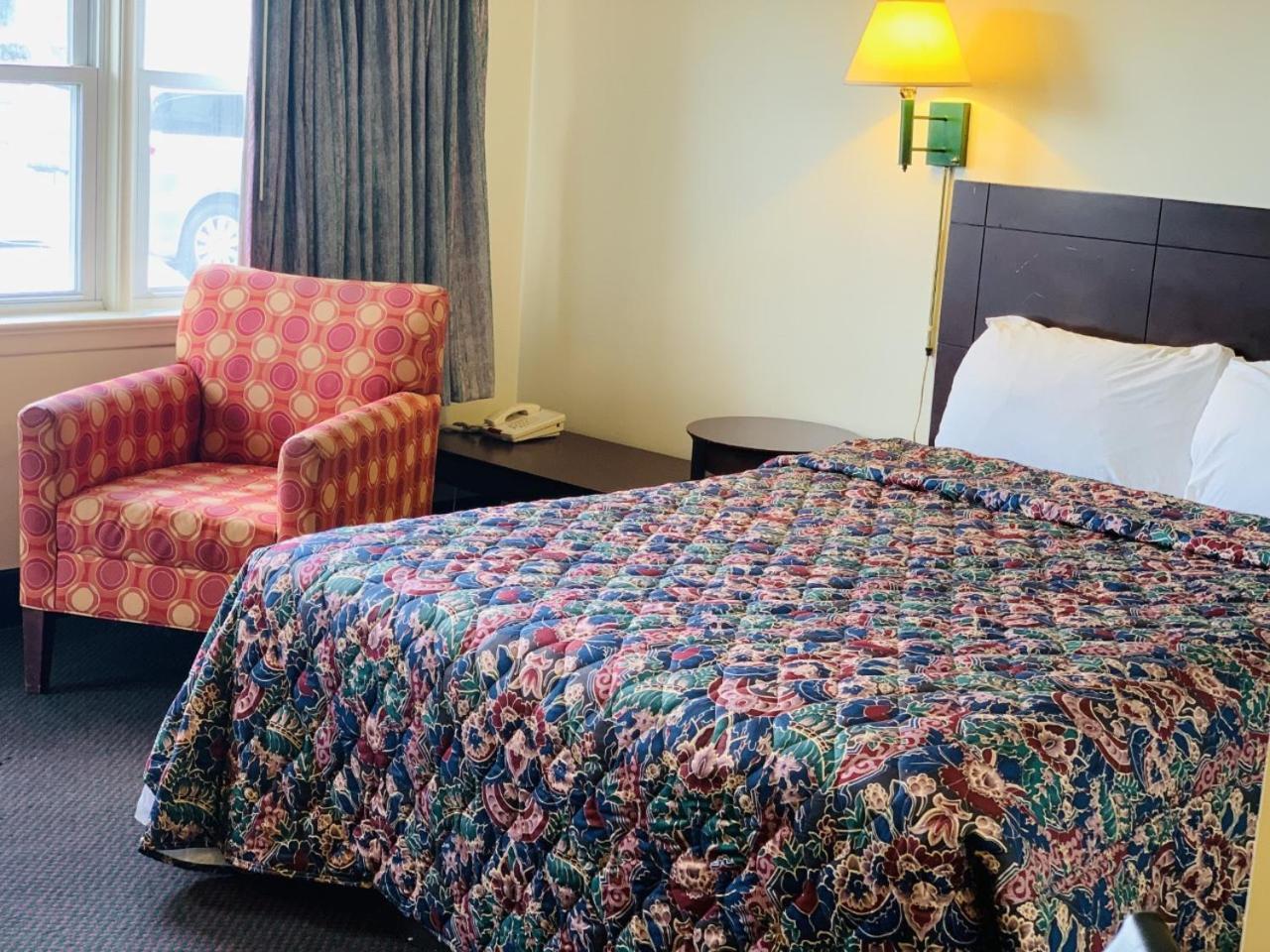 Express Inn photo 9