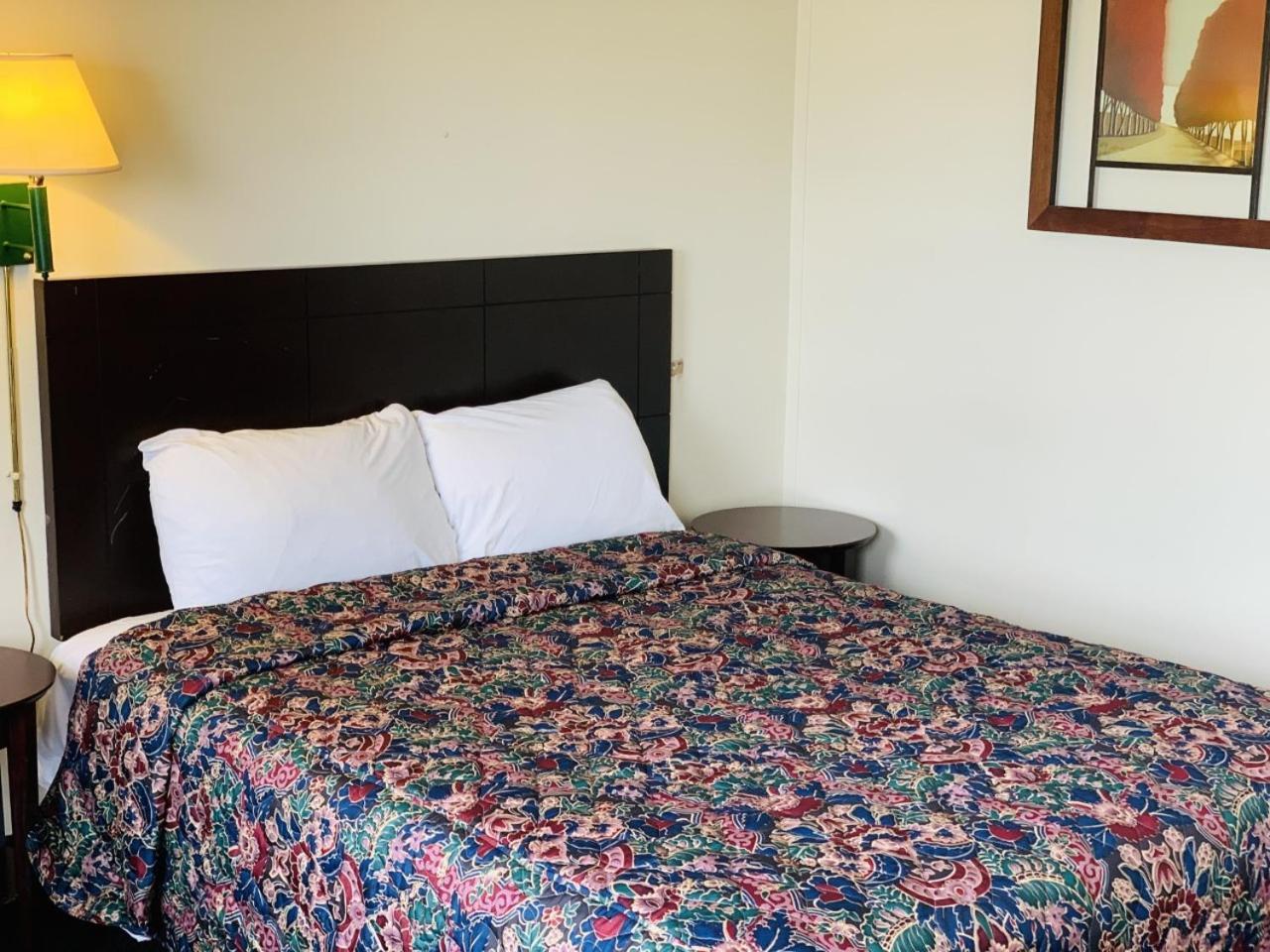 Express Inn photo 5