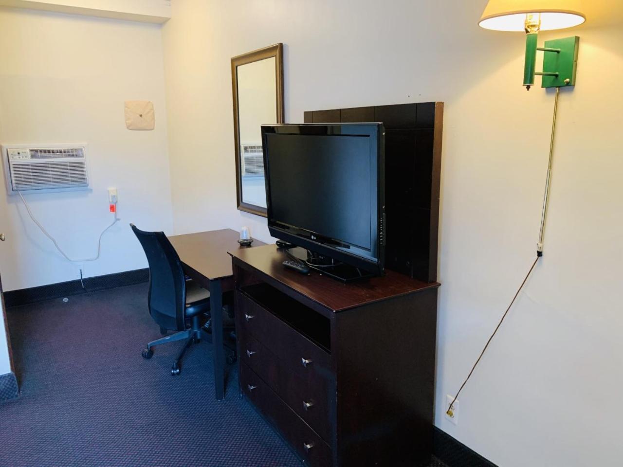 Express Inn photo 12