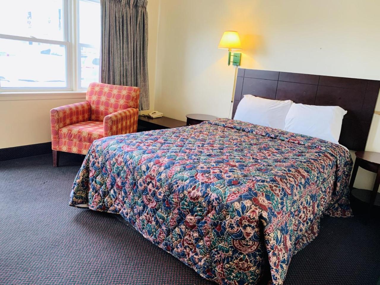 Express Inn photo 11