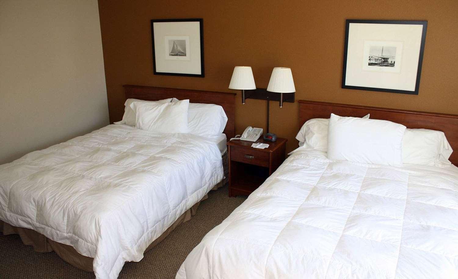 AmericInn by Wyndham Charlevoix photo 10