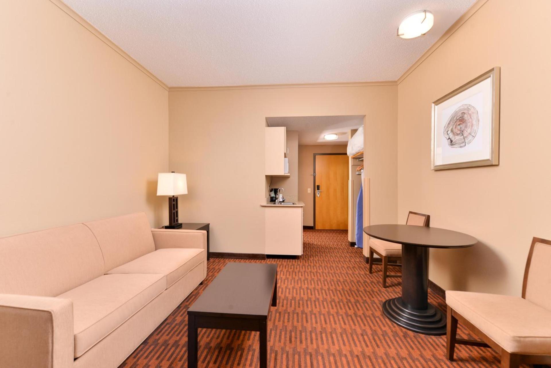 Holiday Inn Express Breezewood by IHG photo 5