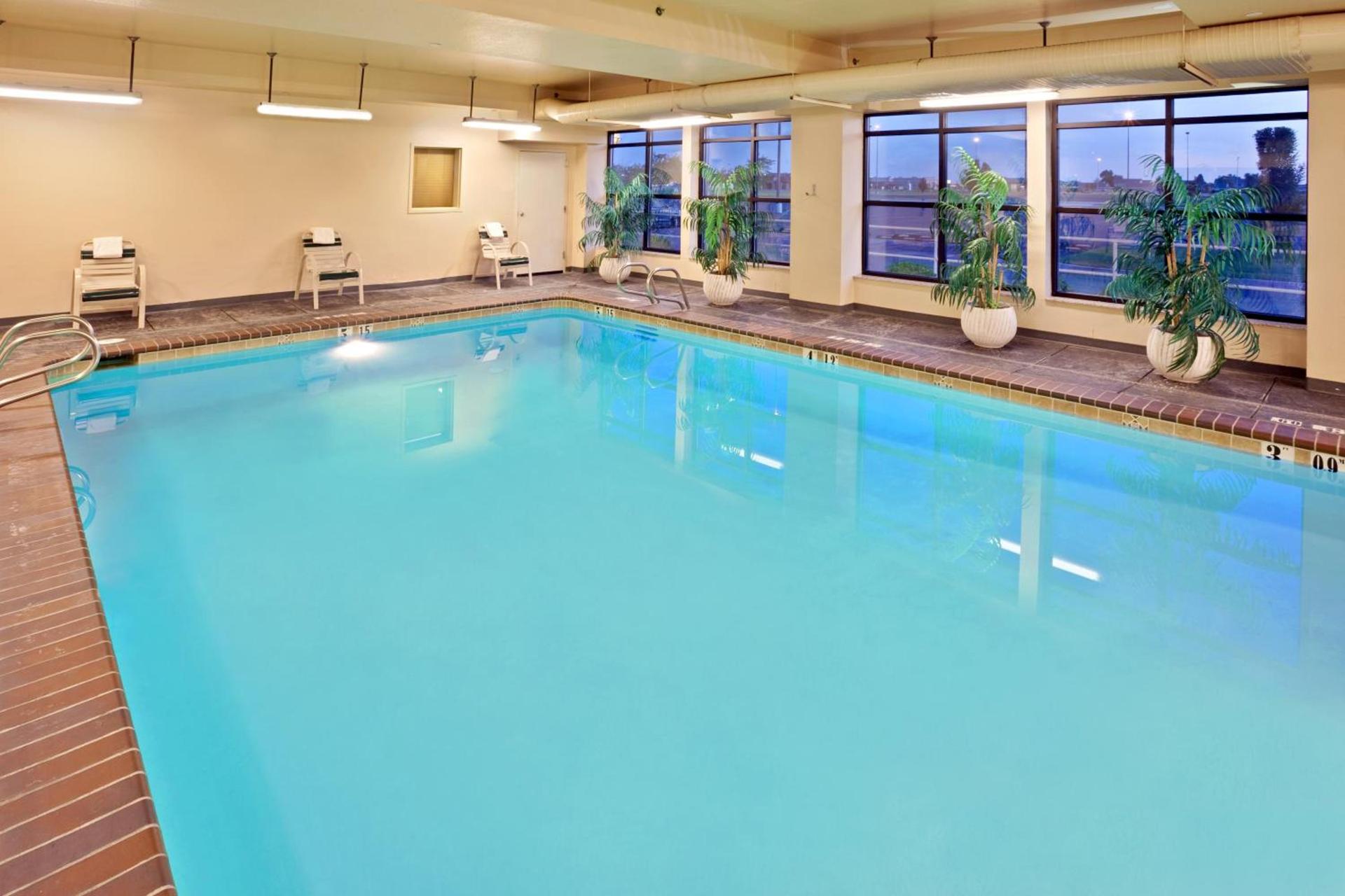 Holiday Inn Express Hotel & Suites Pasco-TriCities by IHG photo 27