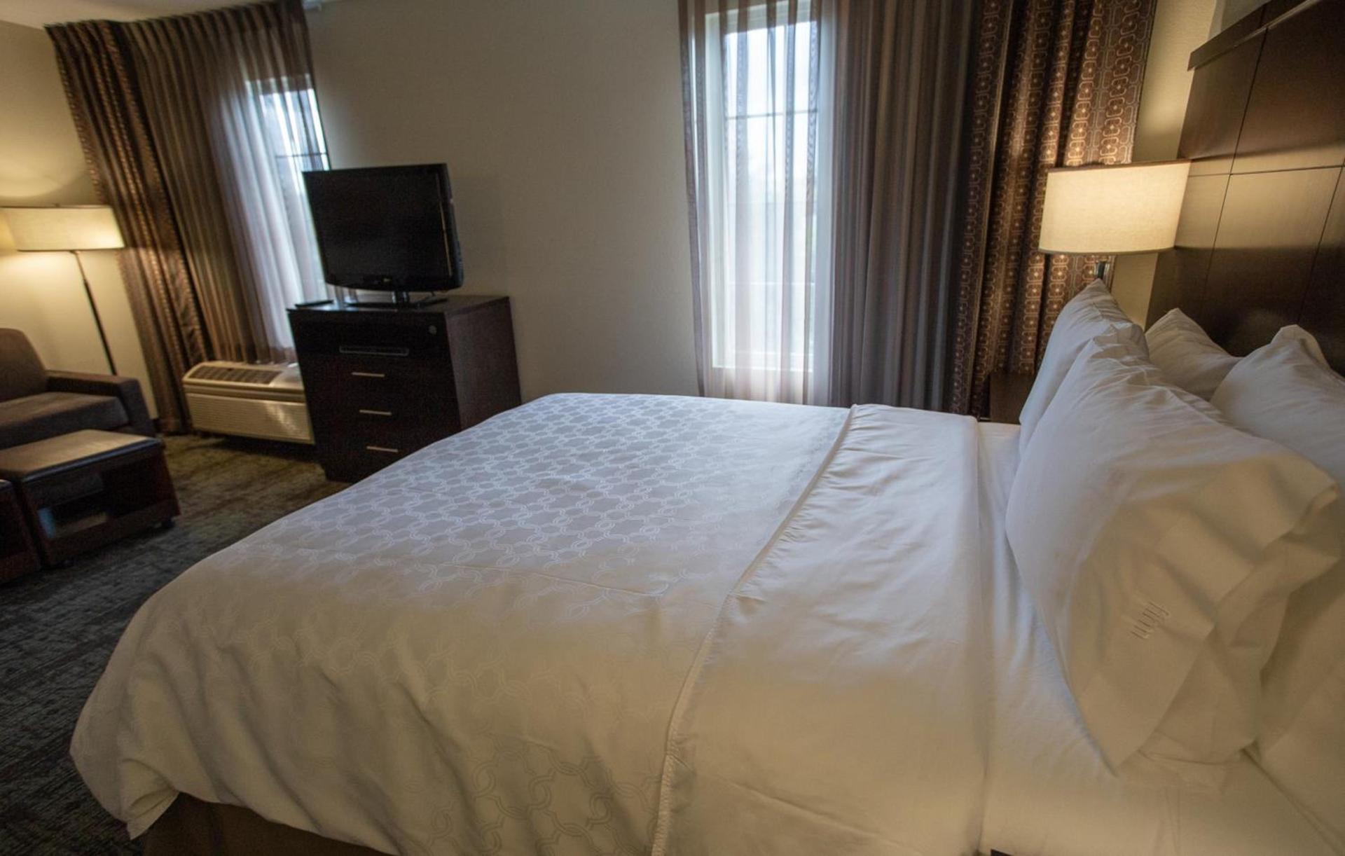 Staybridge Suites Silicon Valley - Milpitas by IHG photo 49