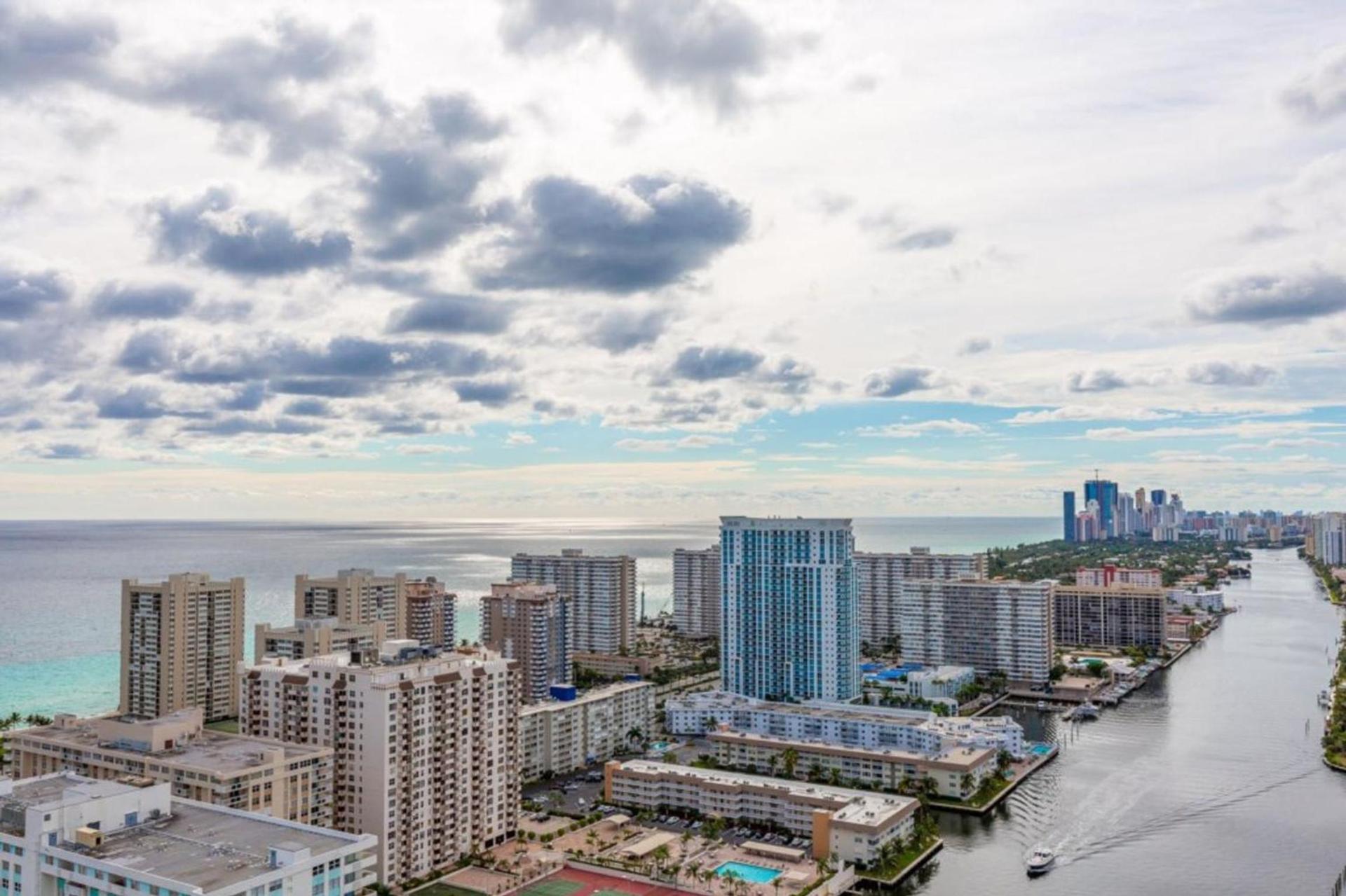 Private Ocean Luxury Condos at Beachwalk Resort photo 45