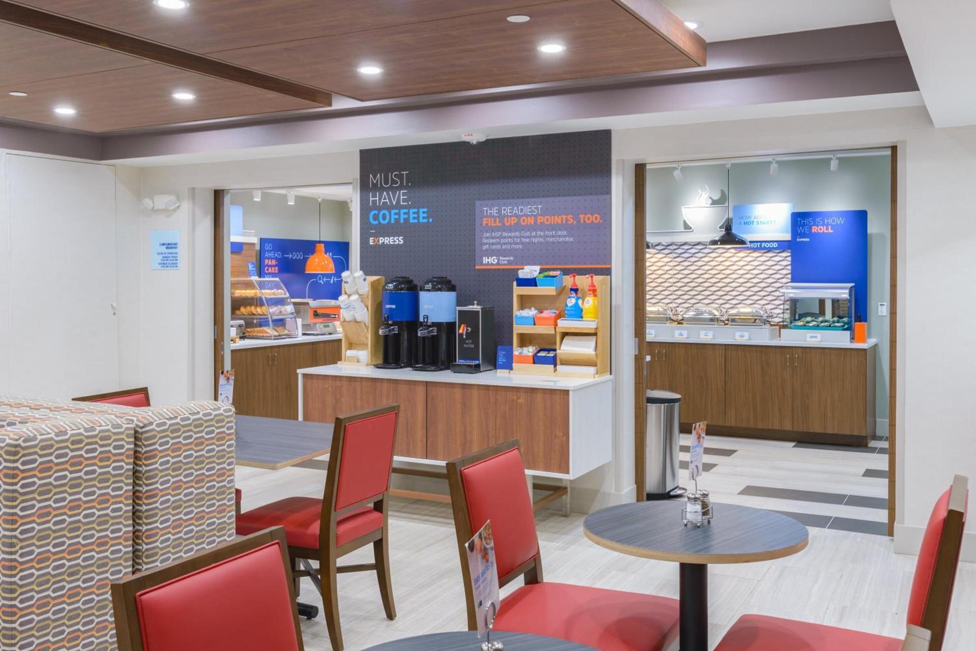 Holiday Inn Express Southington by IHG photo 7