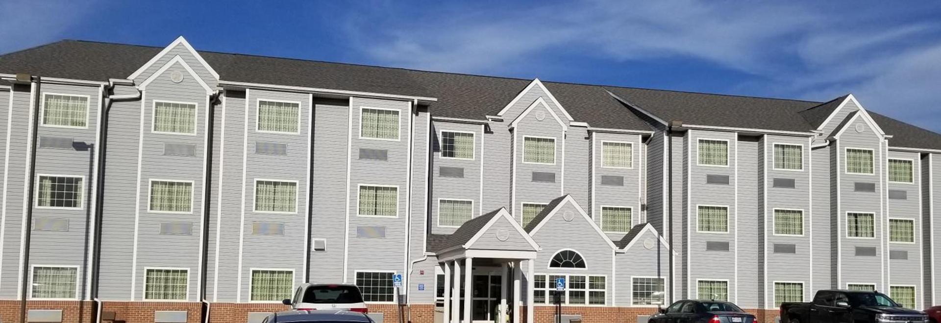 Microtel Inn & Suites by Wyndham Delphos photo 54