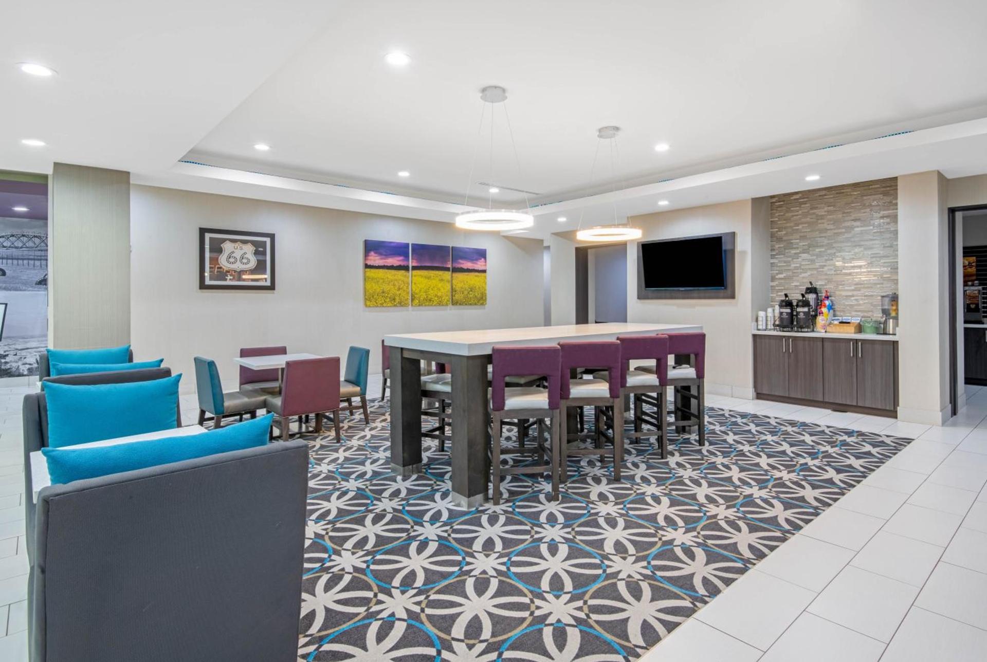 La Quinta by Wyndham Weatherford OK photo 2