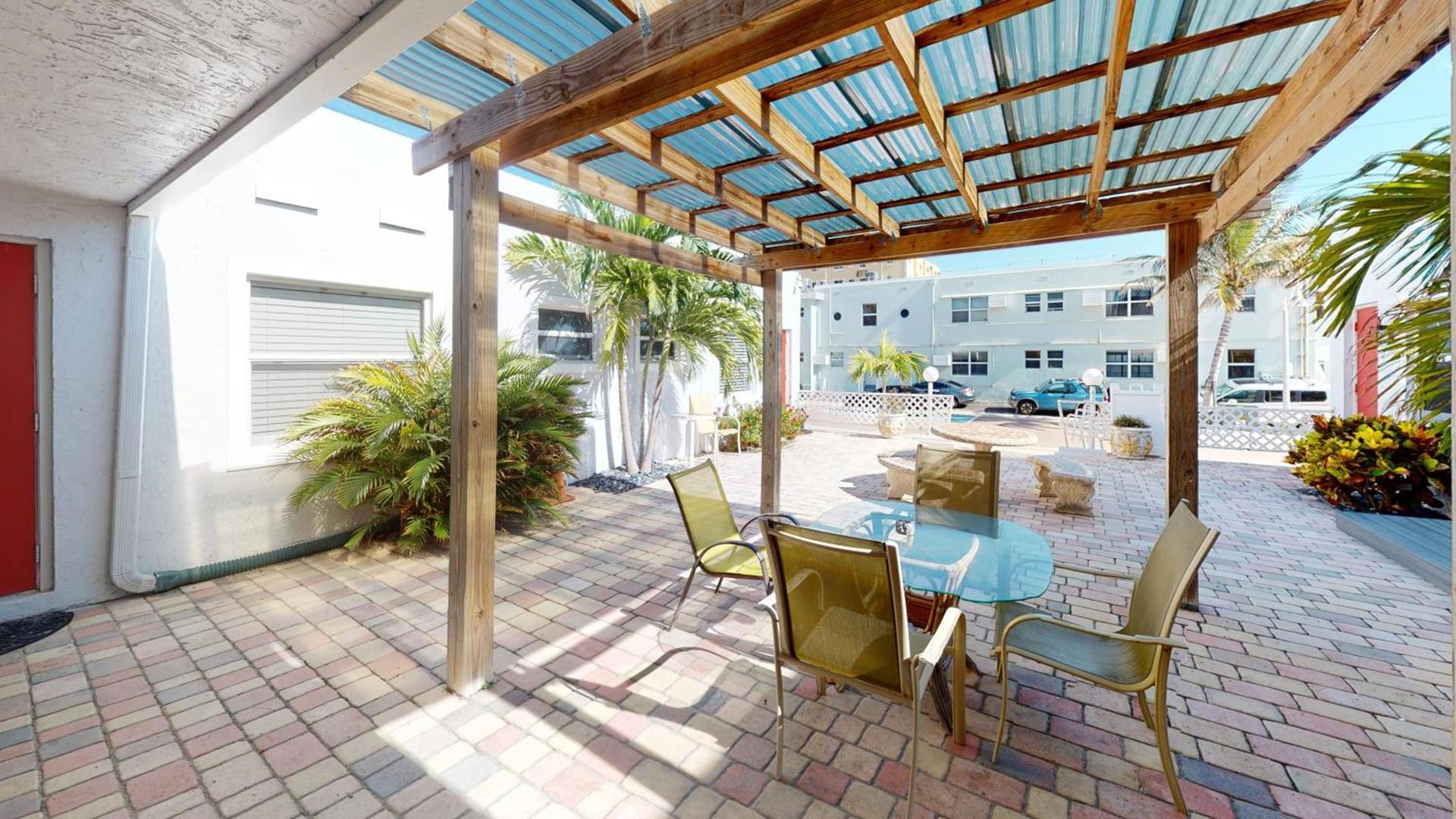 Sun Beach Inn photo 1
