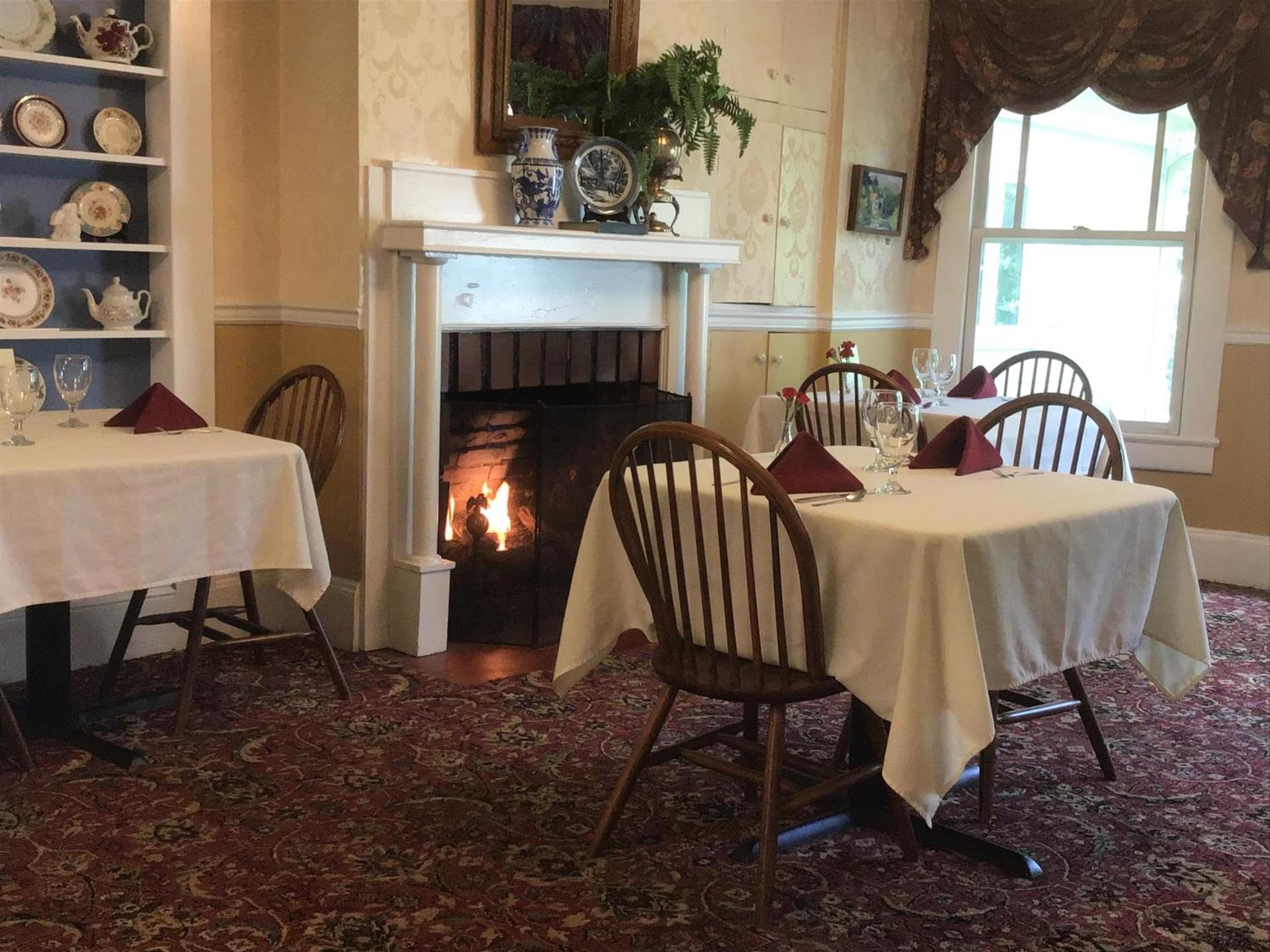 Red Rocker Inn photo 29