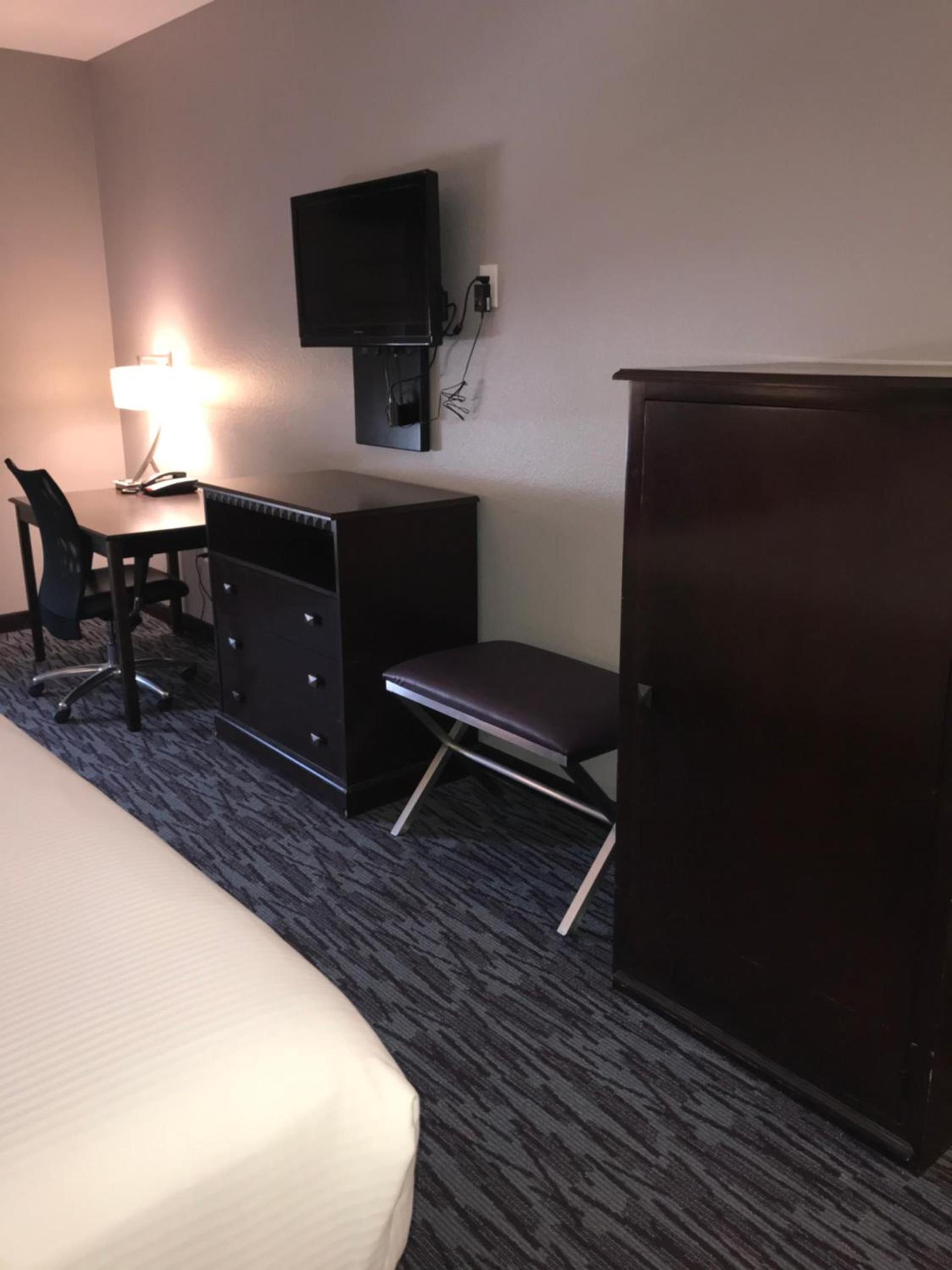 La Quinta by Wyndham Abilene Mall photo 31