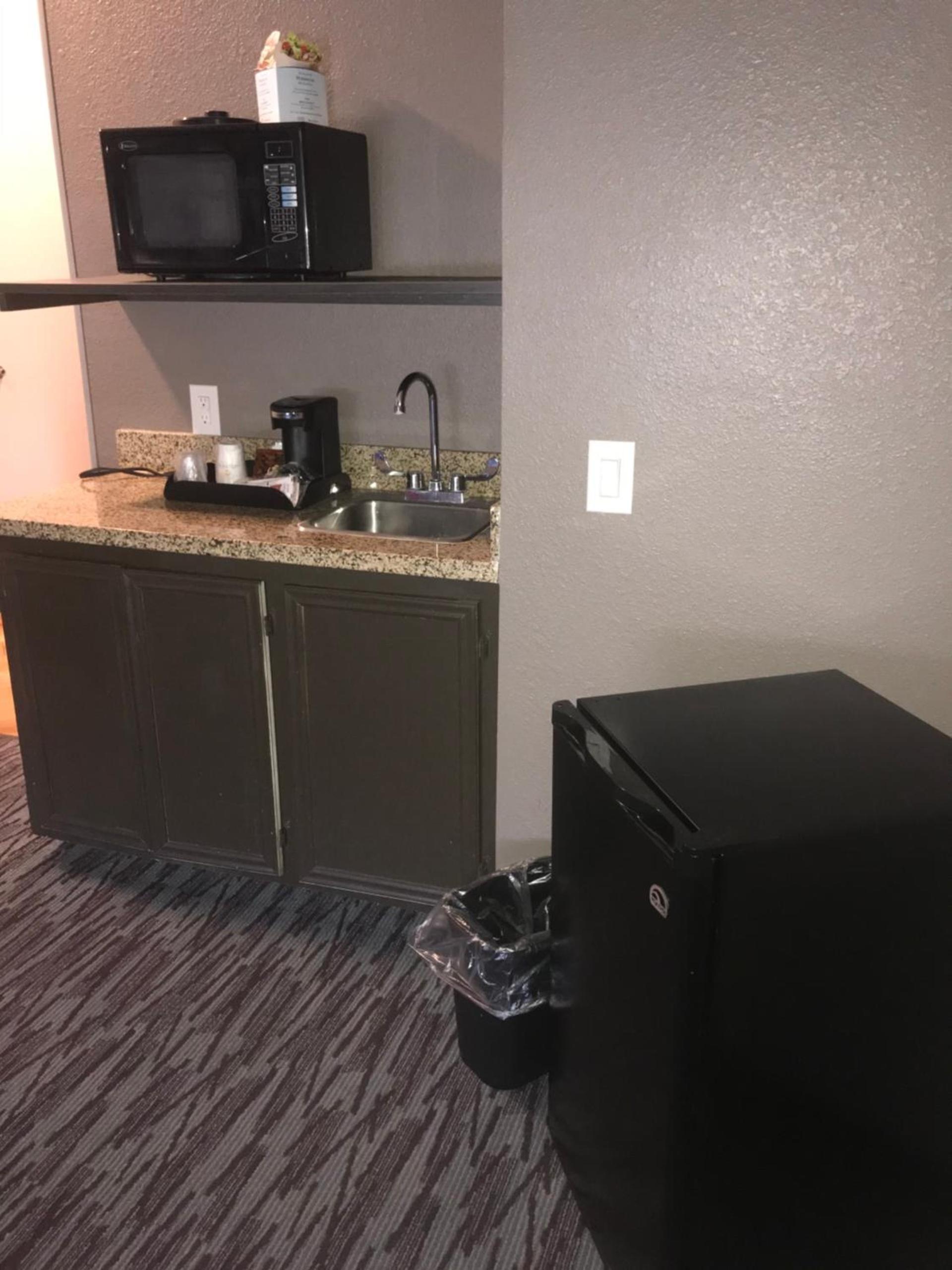 La Quinta by Wyndham Abilene Mall photo 52