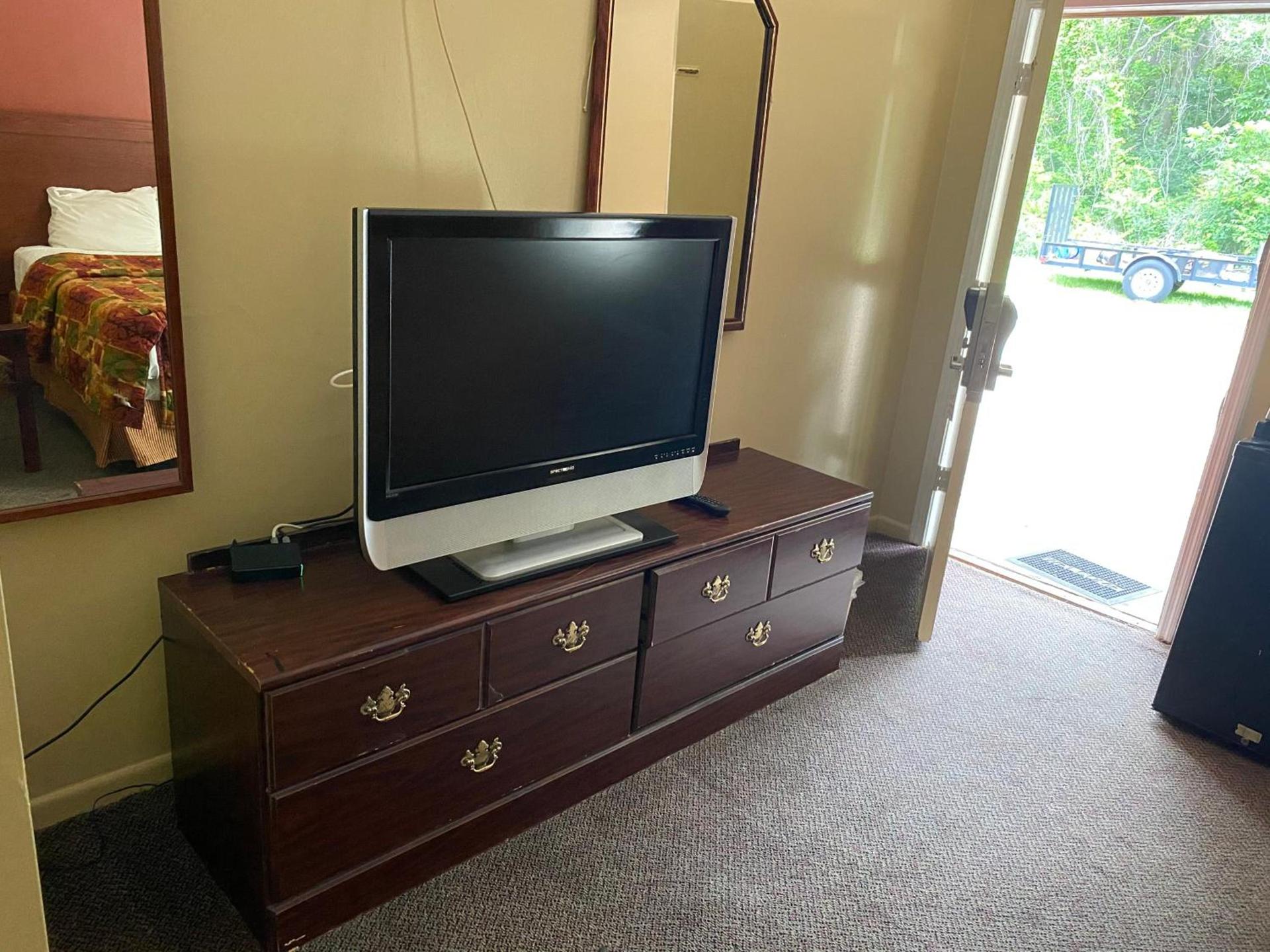 Budget Inn photo 35