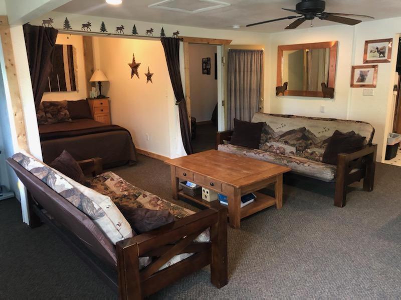 Alpaca Inn, The photo 32