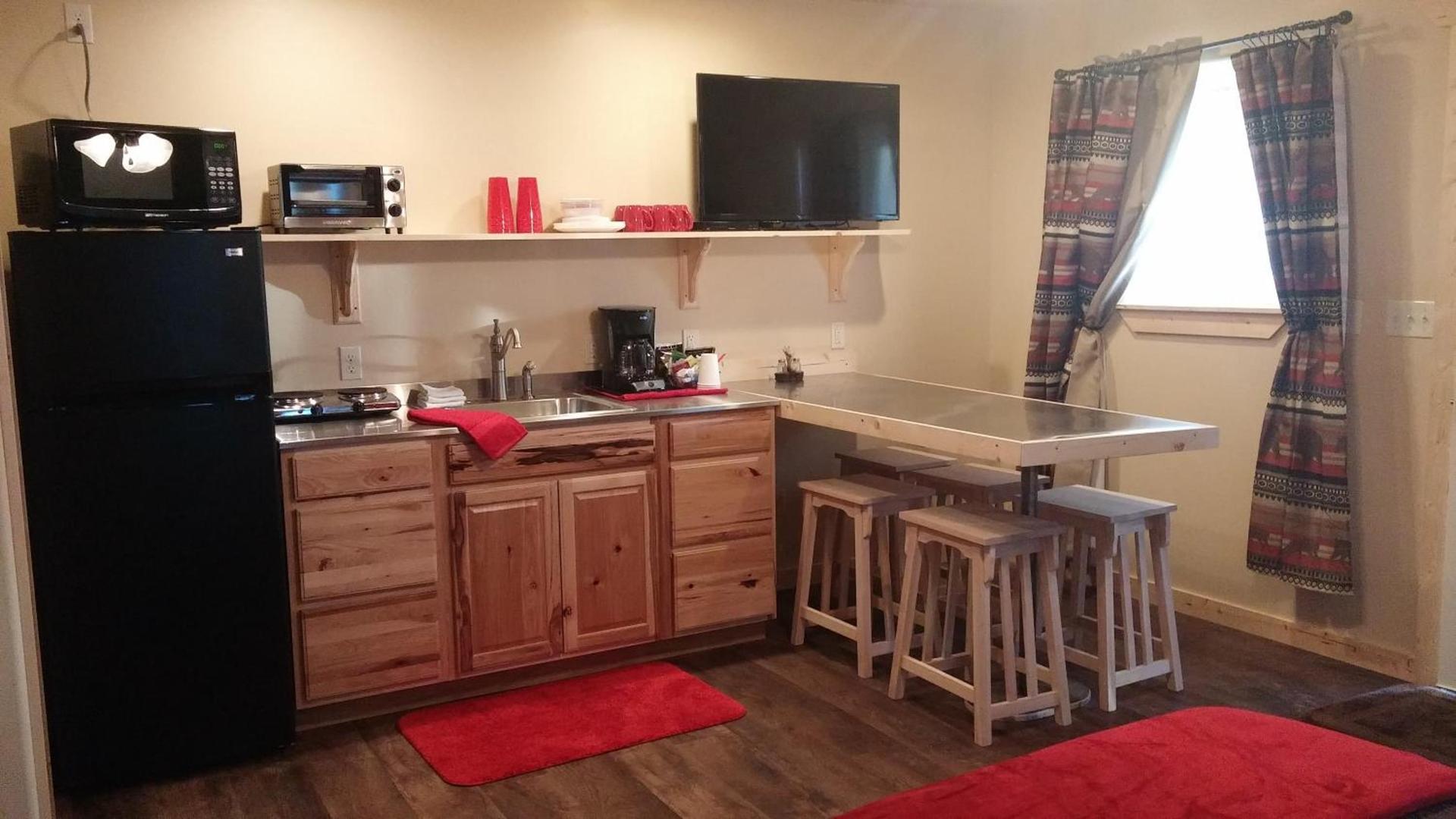 Alpaca Inn, The photo 26