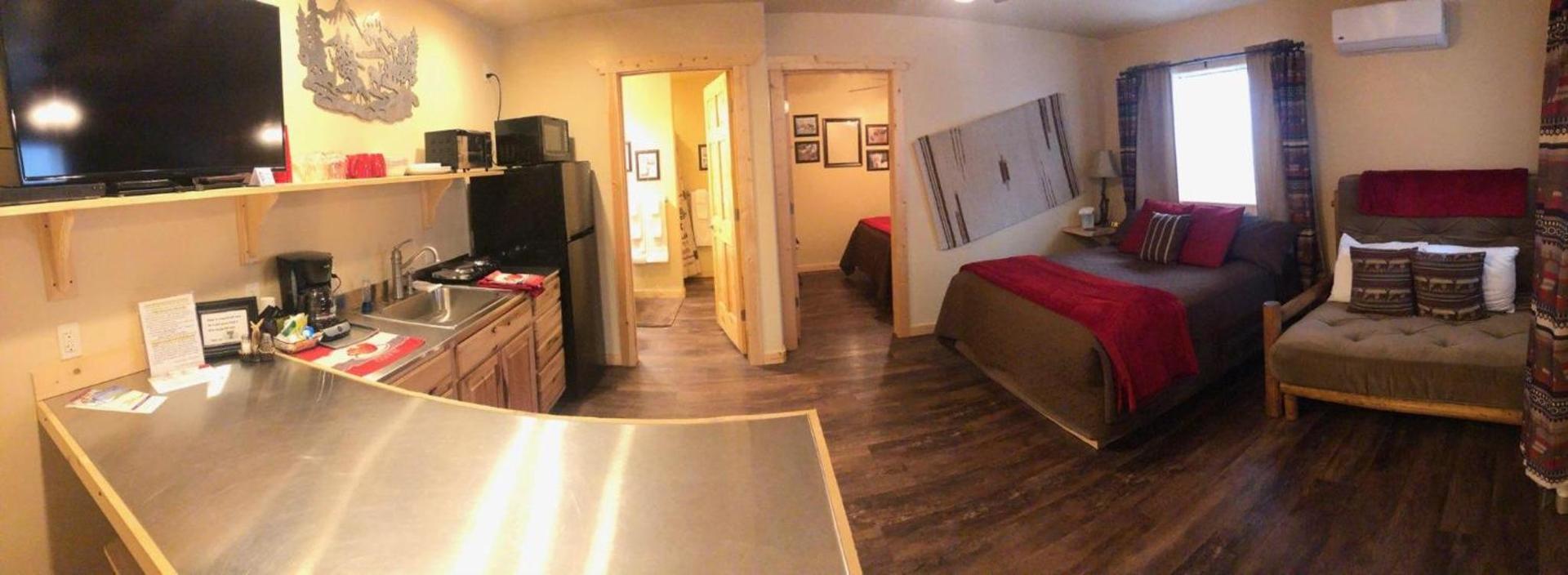 Alpaca Inn, The photo 7