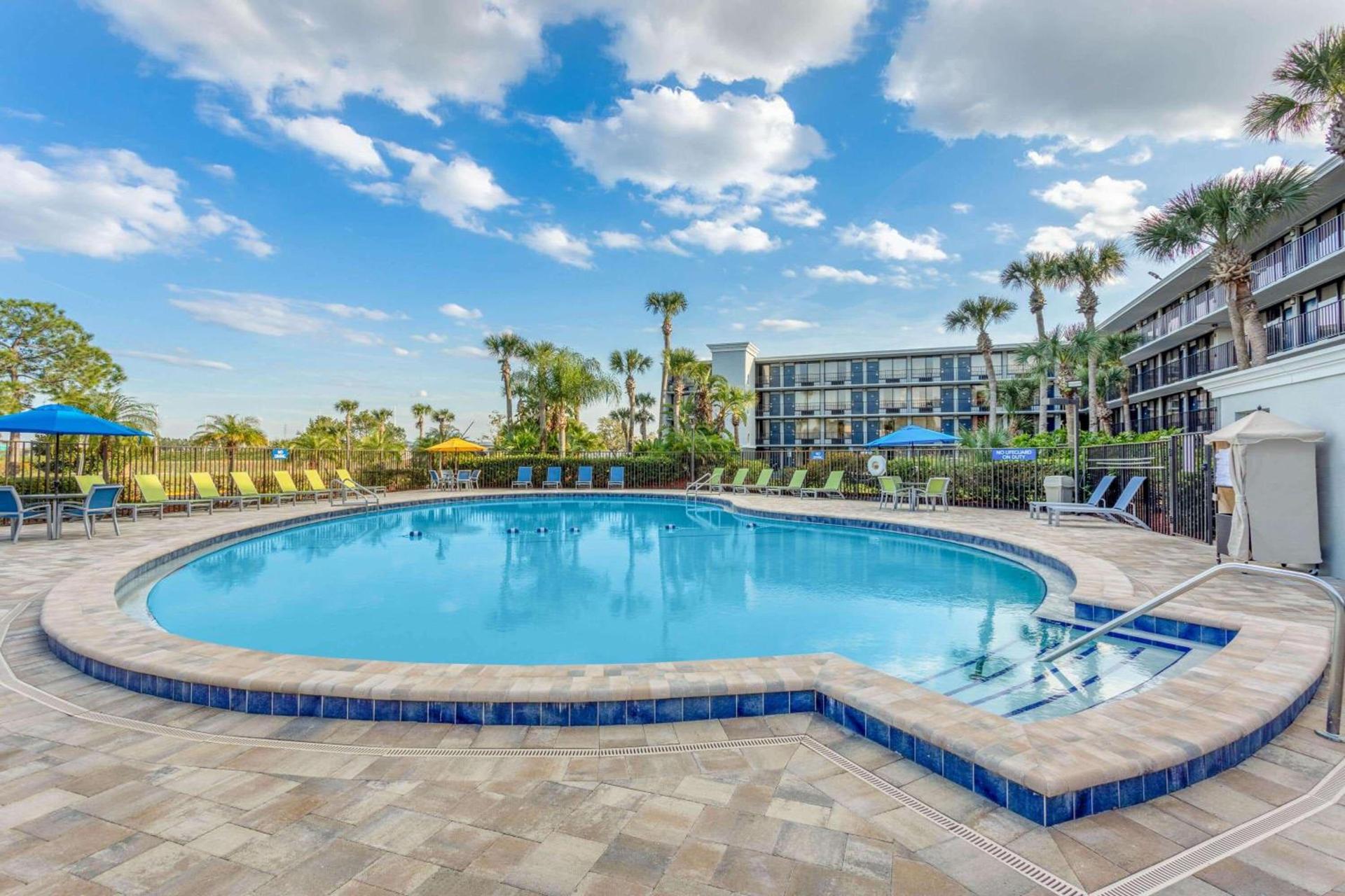 Days Inn by Wyndham Orlando Conv. Center/International Dr photo 9