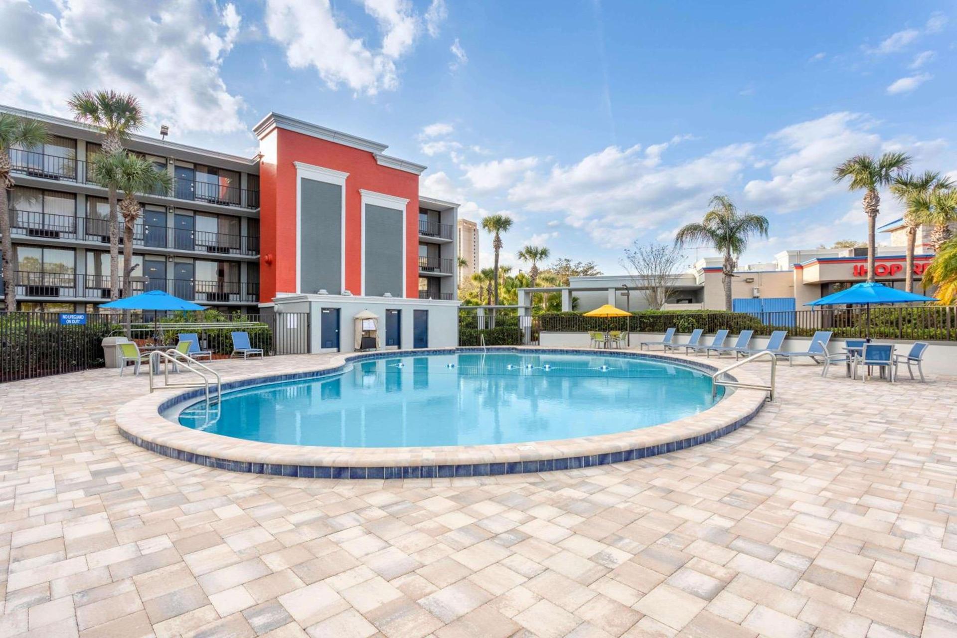 Days Inn by Wyndham Orlando Conv. Center/International Dr photo 10