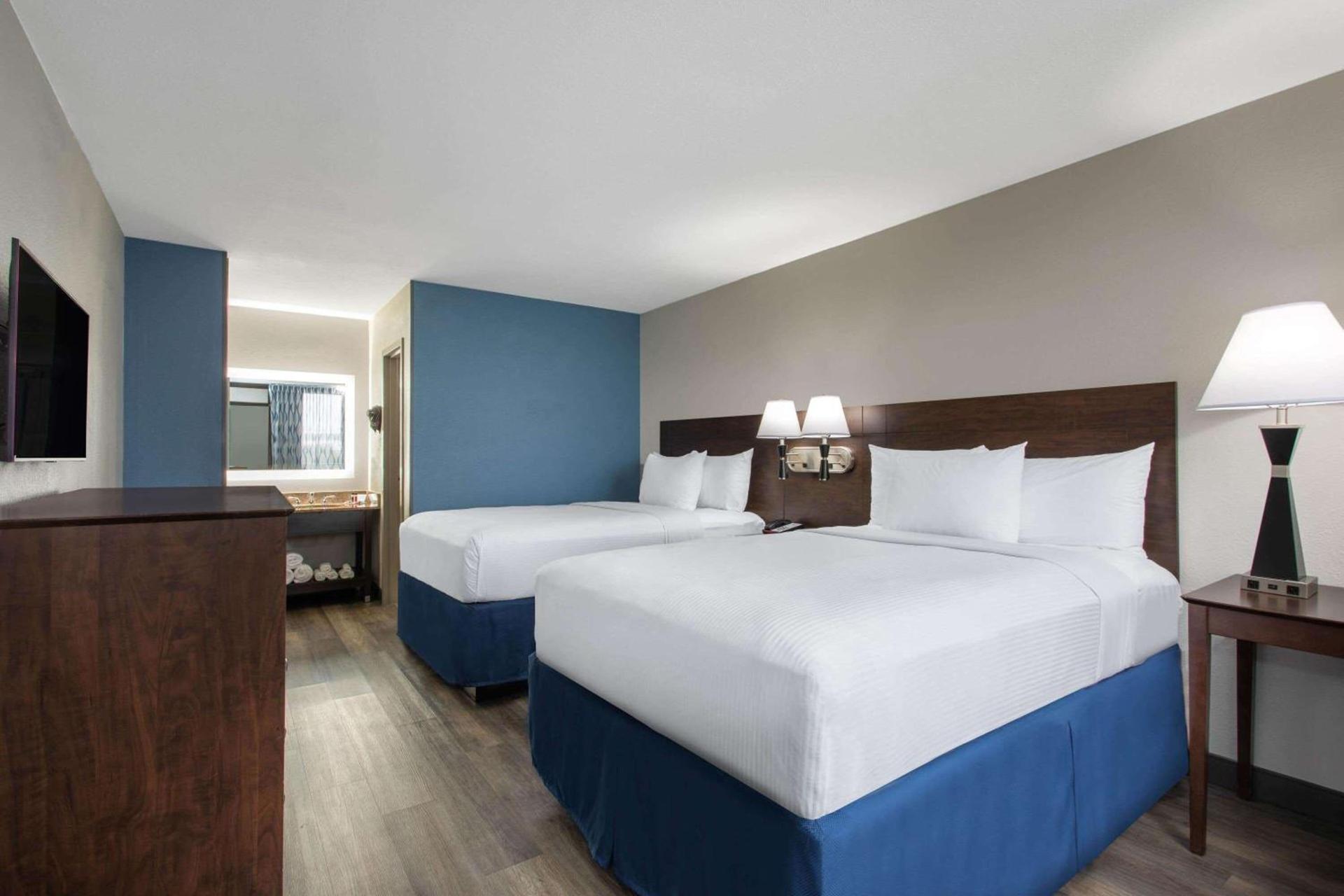 Days Inn by Wyndham Orlando Conv. Center/International Dr photo 17
