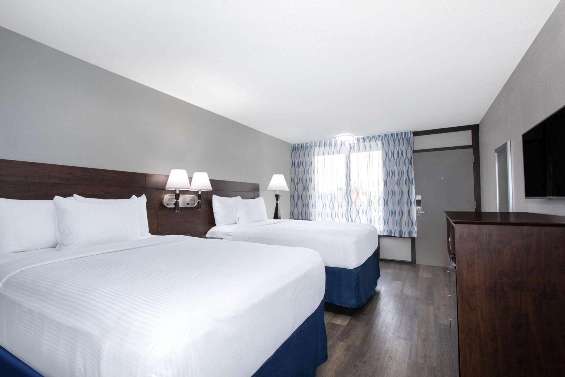 Days Inn by Wyndham Orlando Conv. Center/International Dr photo 18