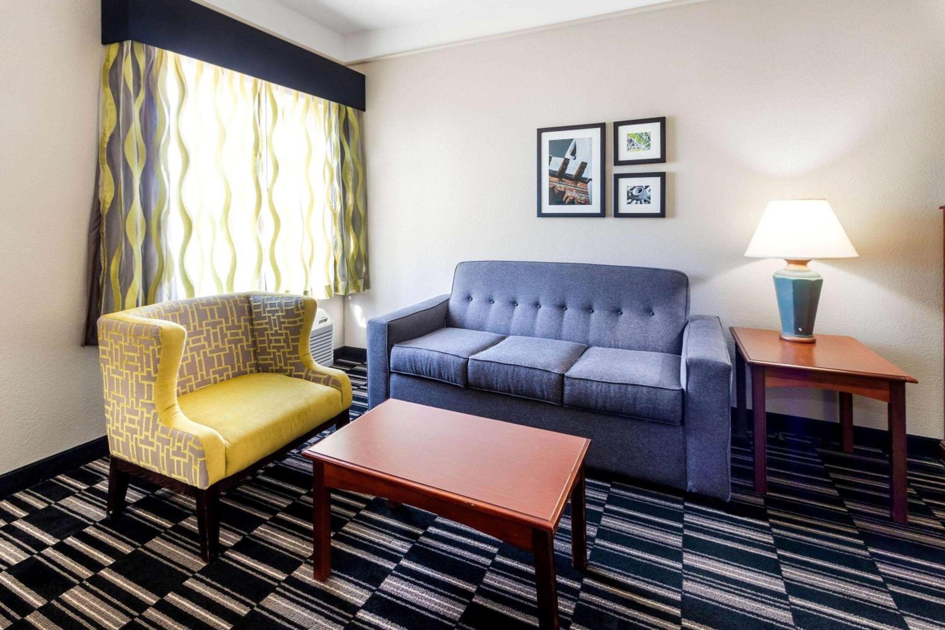 La Quinta by Wyndham Roswell photo 26