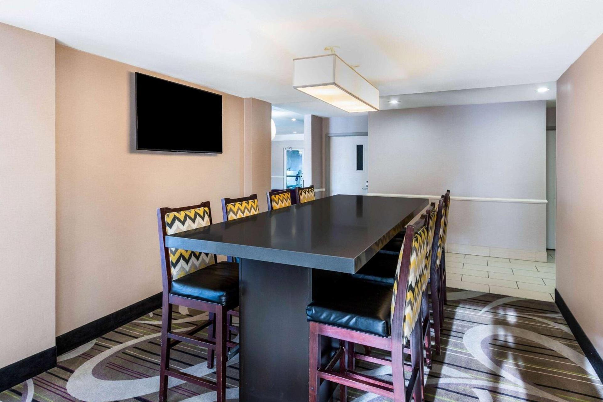 La Quinta by Wyndham Roswell photo 33
