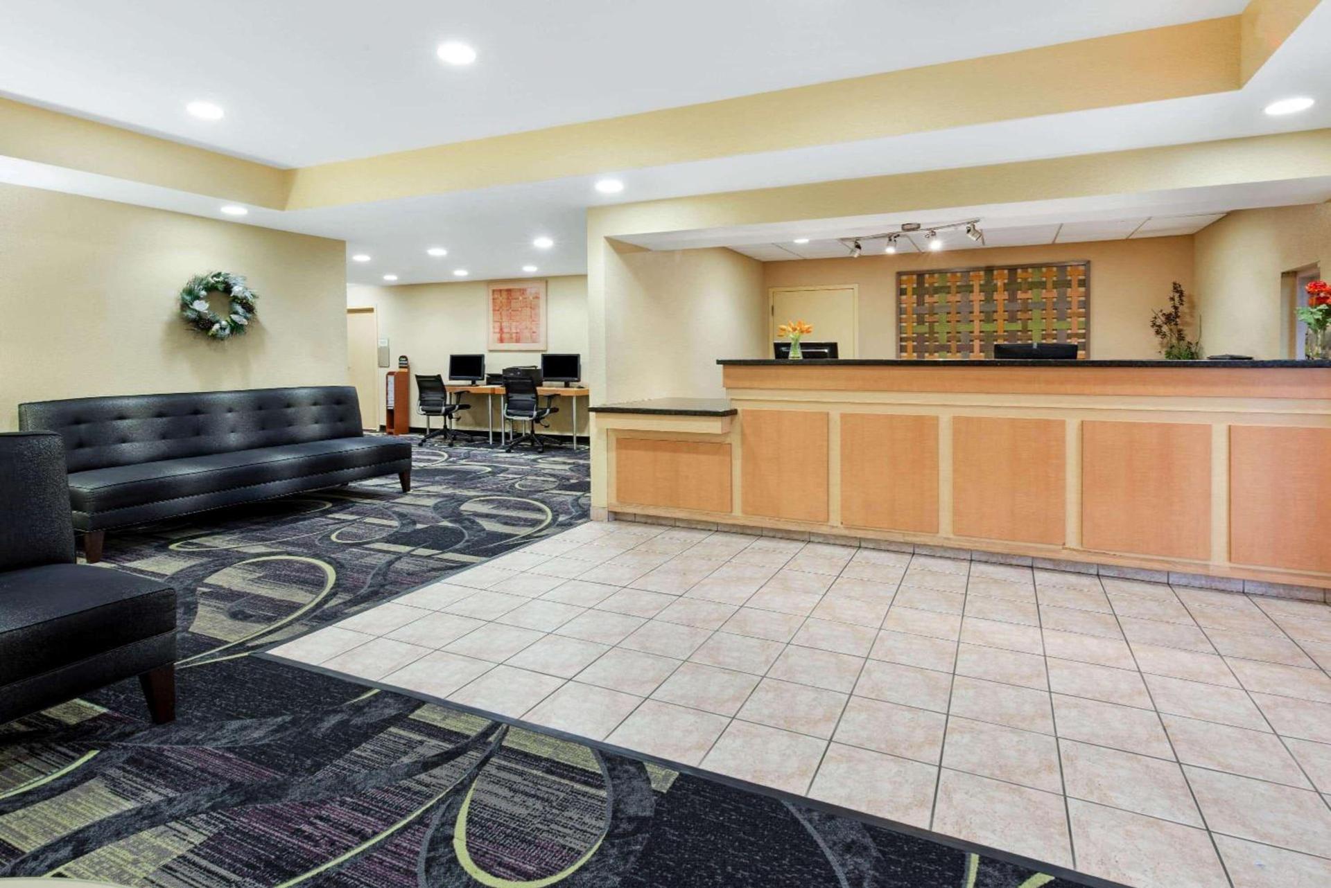 La Quinta by Wyndham Fort Lauderdale Pompano Beach photo 5