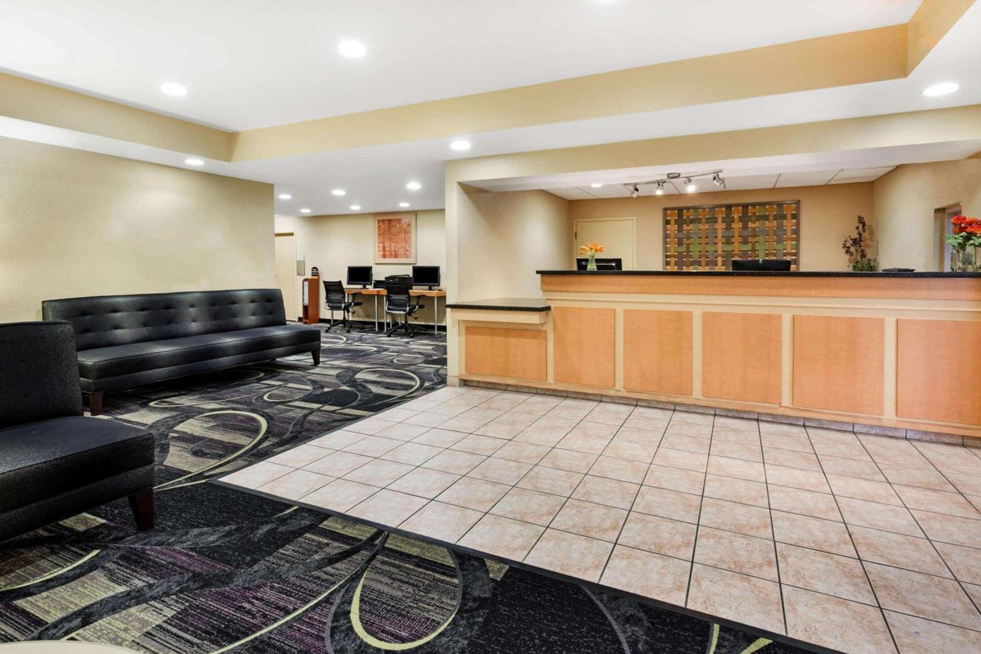 La Quinta by Wyndham Fort Lauderdale Pompano Beach photo 6