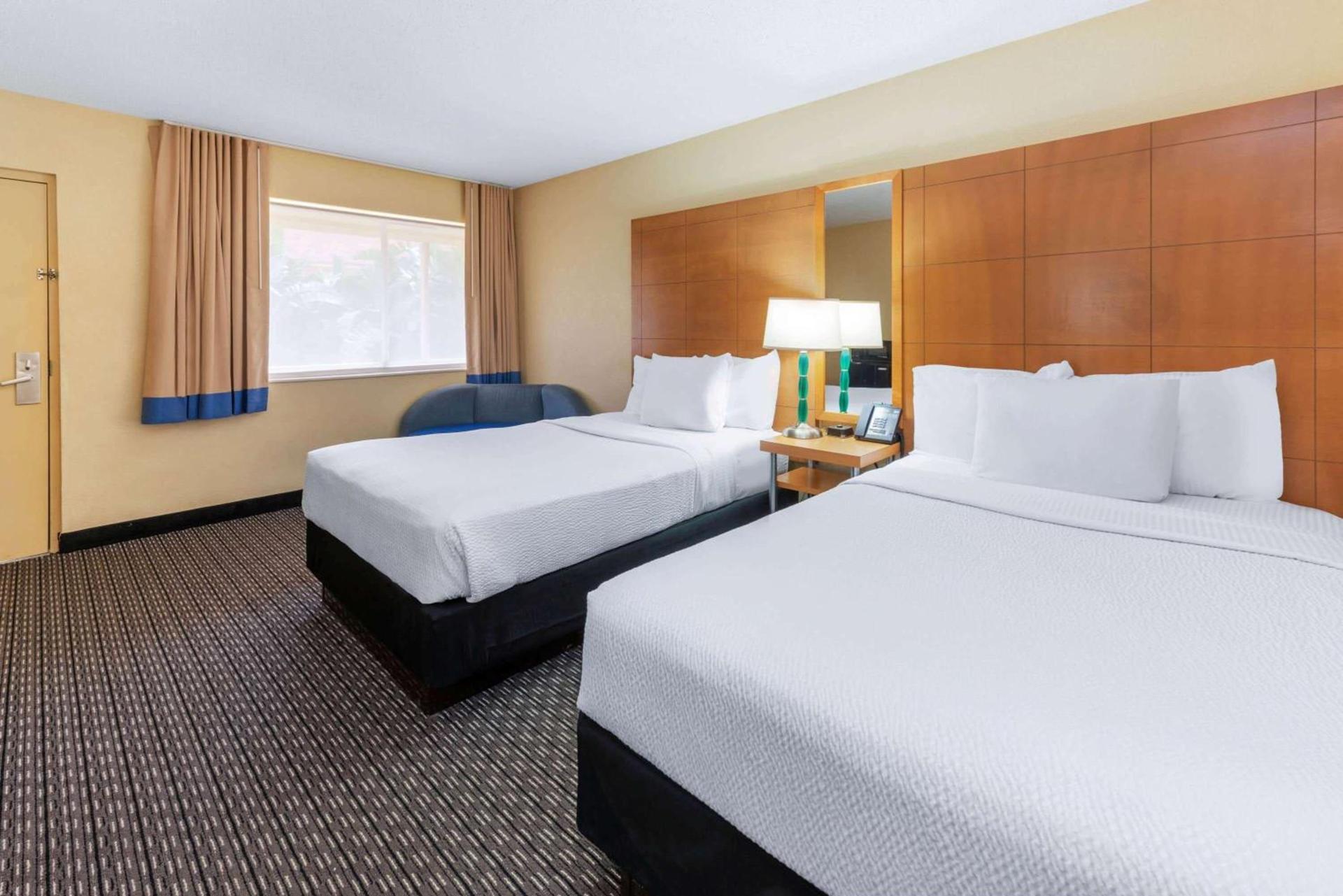 La Quinta by Wyndham Fort Lauderdale Pompano Beach photo 15