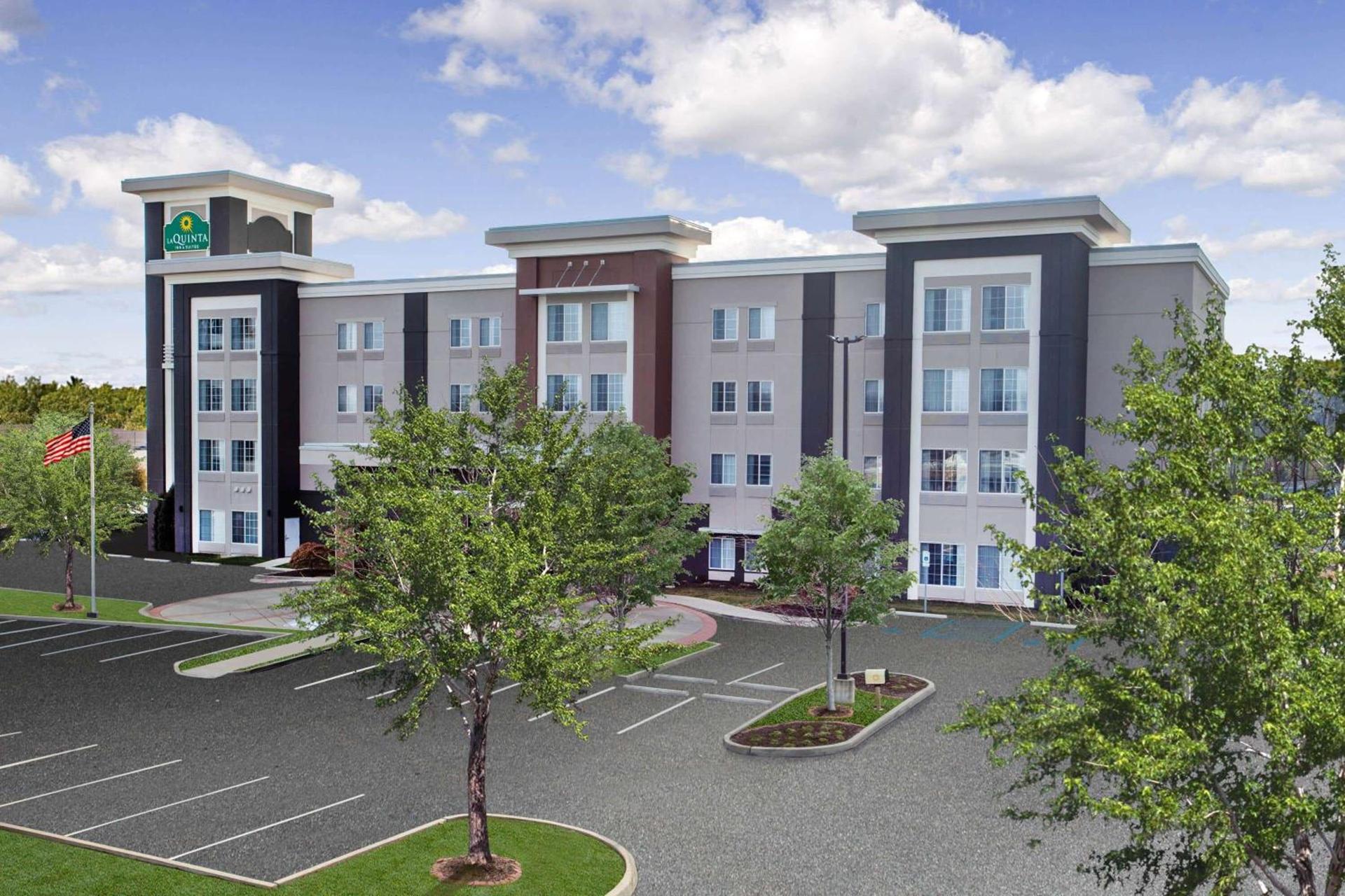 La Quinta by Wyndham Columbus - Edinburgh photo 2