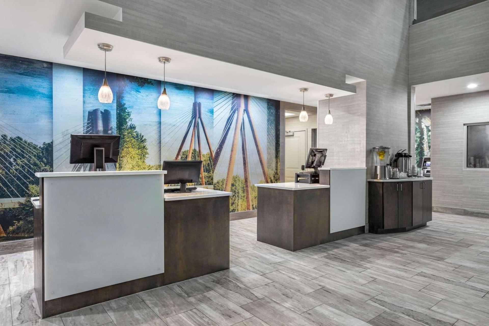 La Quinta by Wyndham Columbus - Edinburgh photo 26