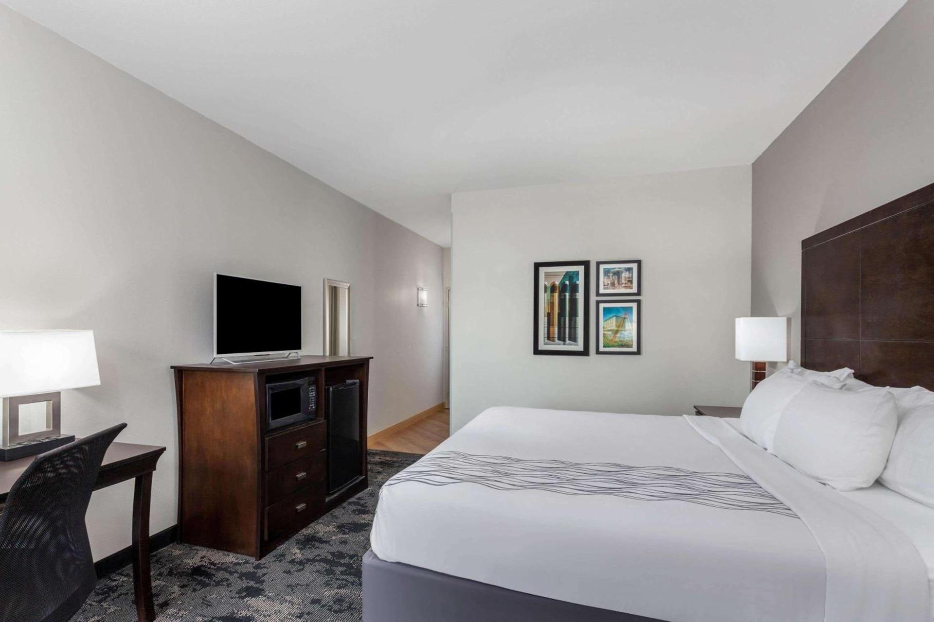 La Quinta by Wyndham Columbus - Edinburgh photo 24