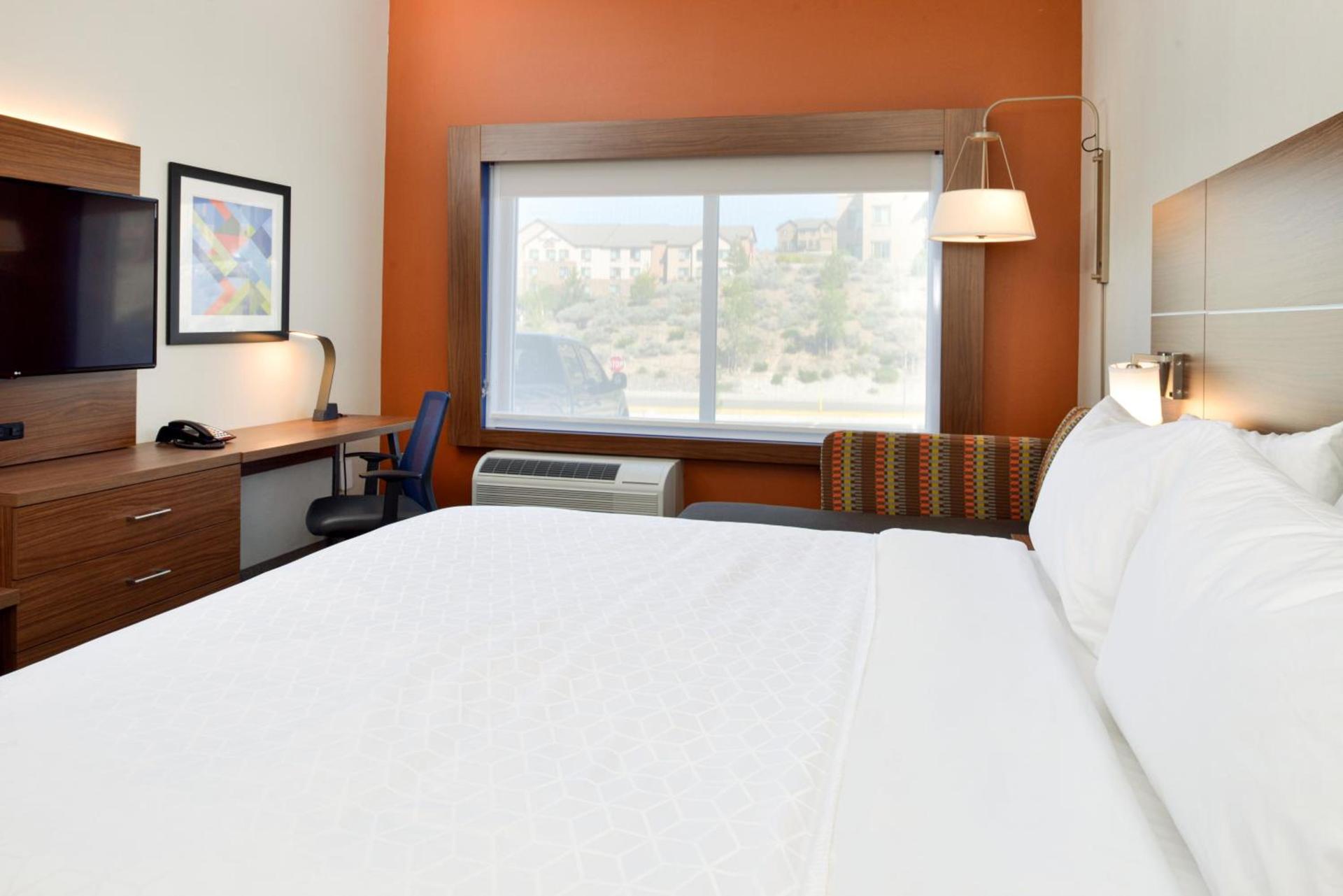 Holiday Inn Express & Suites - Elko by IHG photo 39