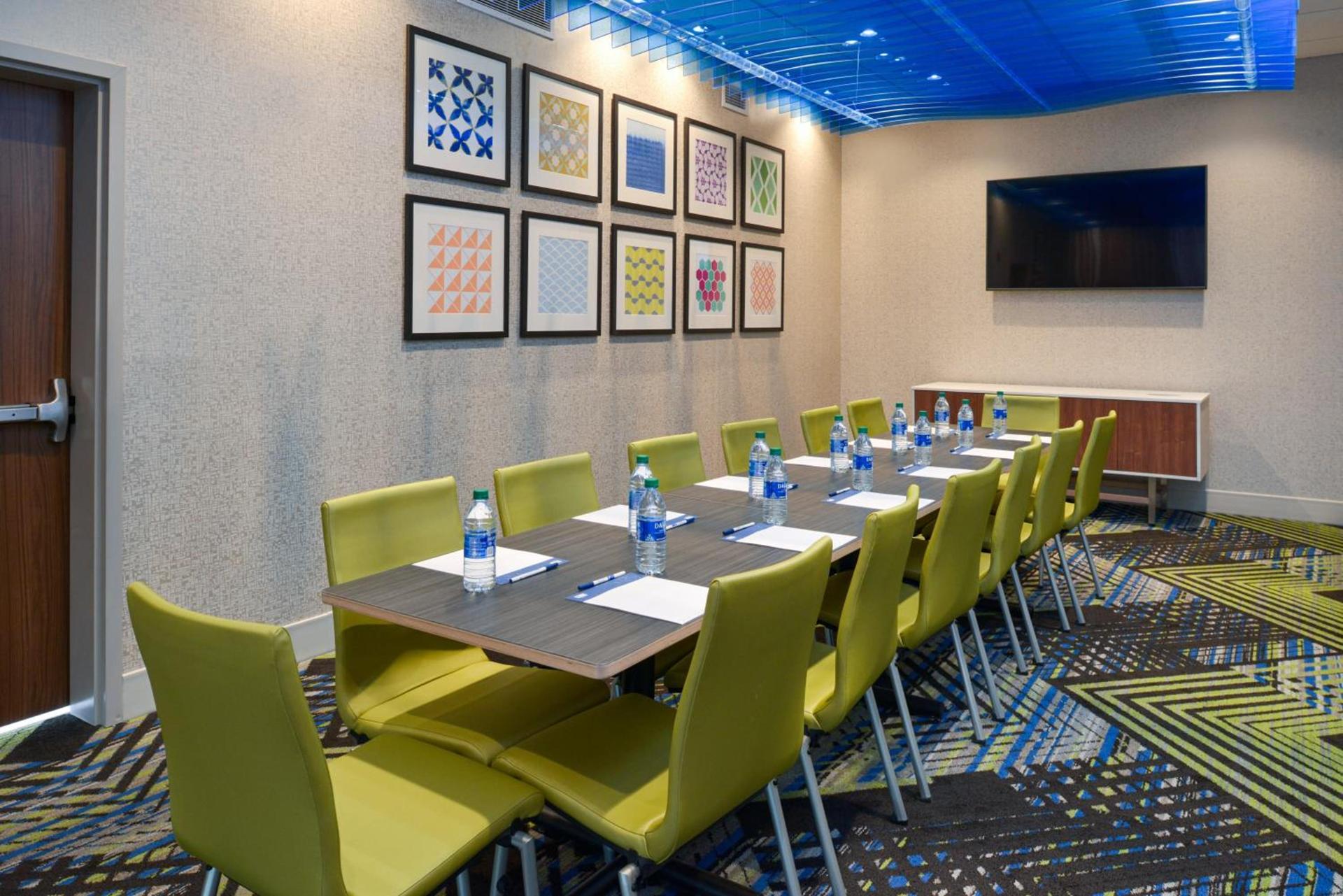 Holiday Inn Express & Suites - Elko by IHG photo 23