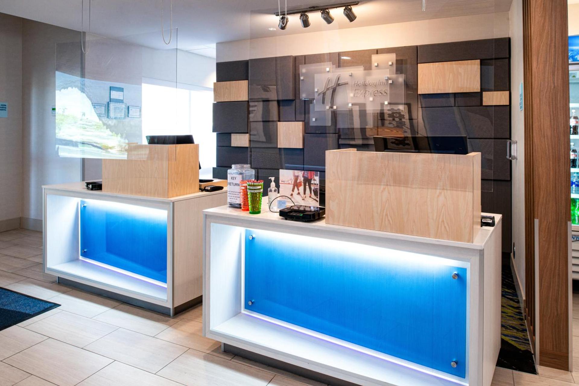 Holiday Inn Express & Suites - Elko by IHG photo 8